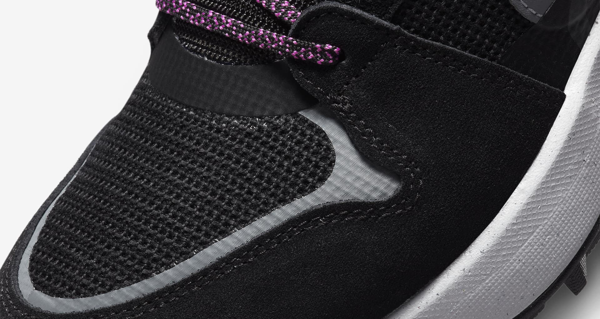ACG Lowcate 'Black and Cool Grey' (DM8019-002) Release Date. Nike SNKRS AT
