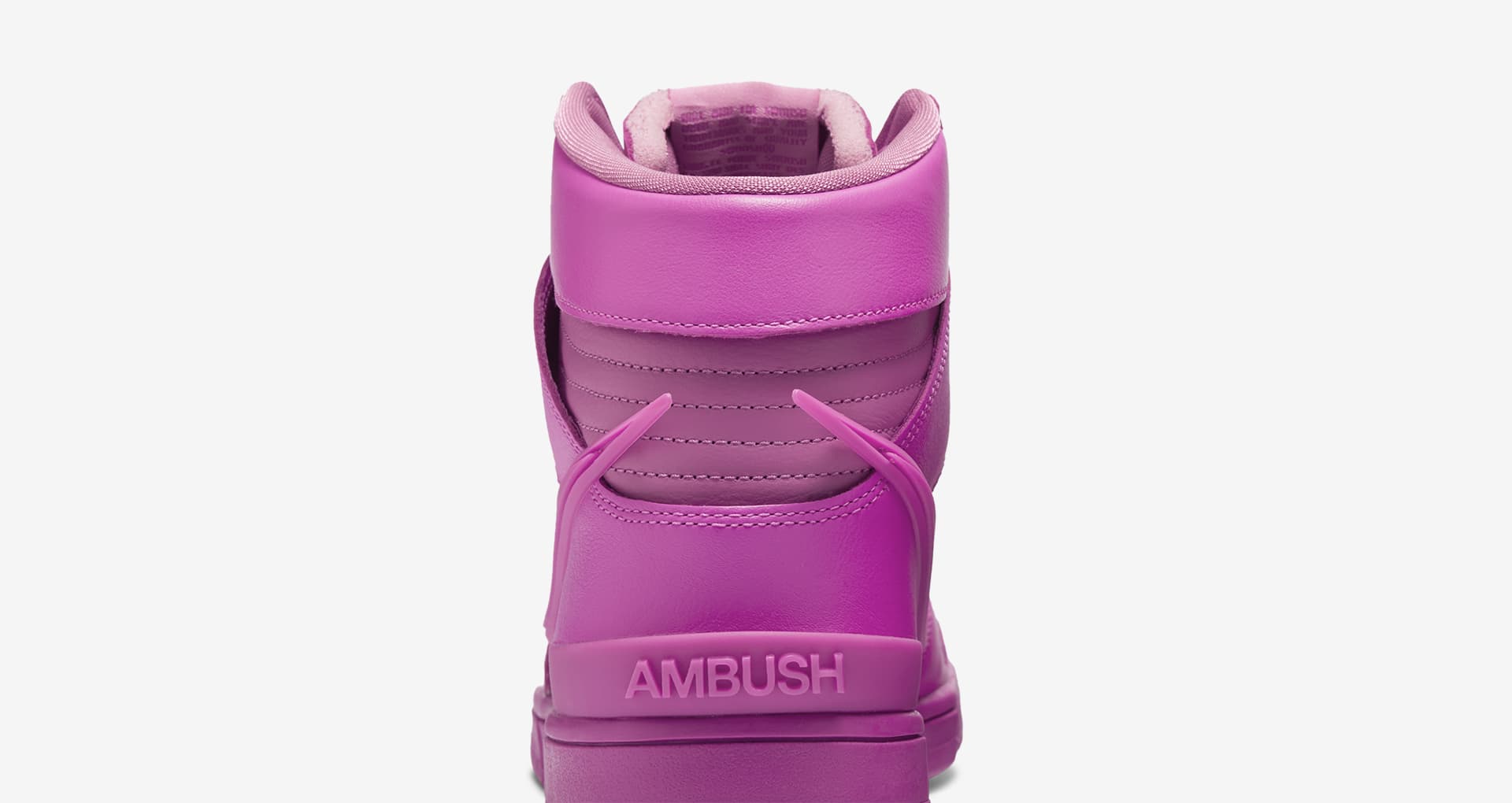 nike sneaker boot for women