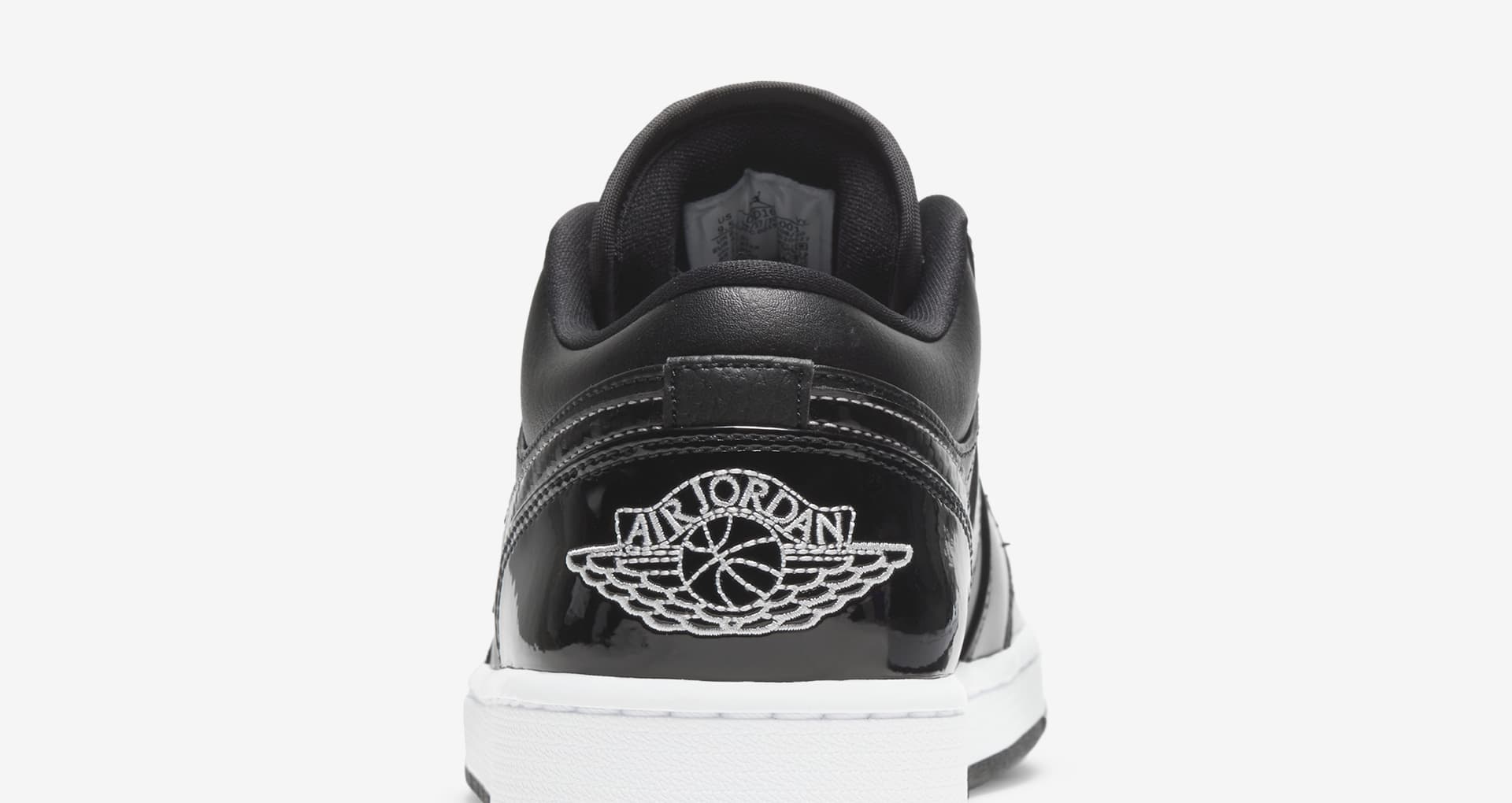 aj1 low se black and white