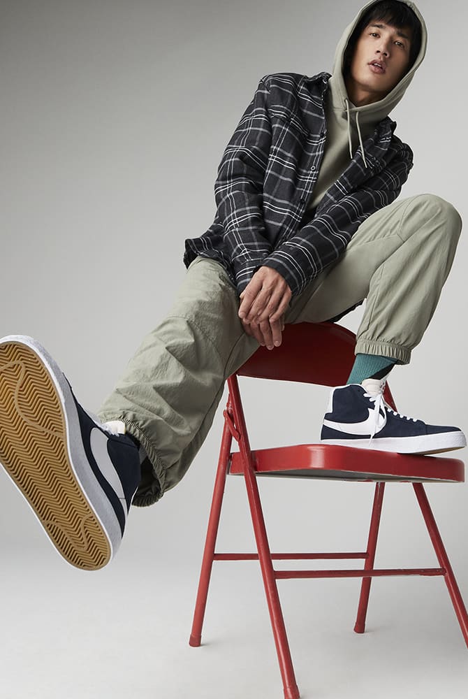 NIKE公式】ナイキ SB ズーム ブレーザー MID スケートボードシューズ