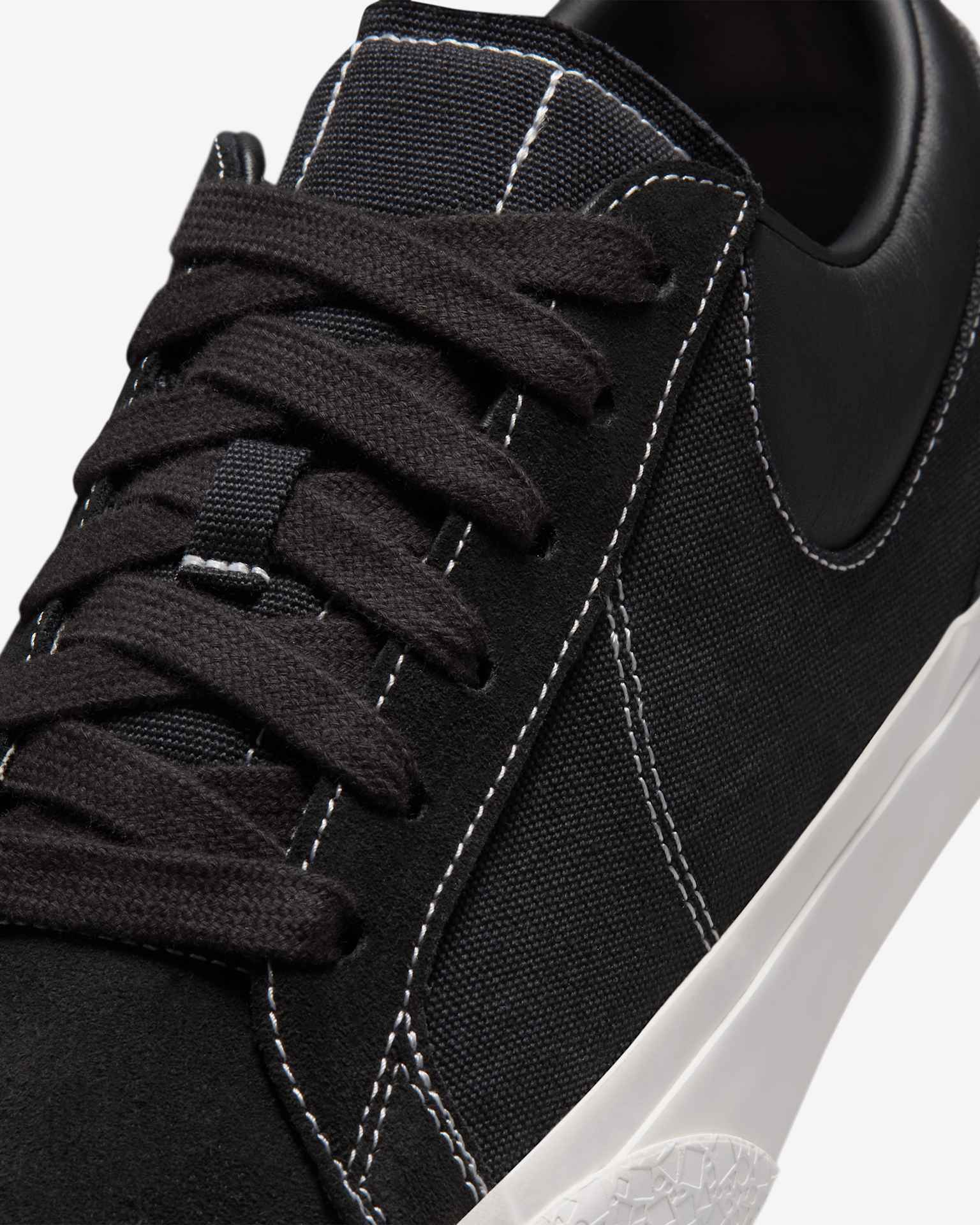 Nike Blazy Black/Sail/White/Black