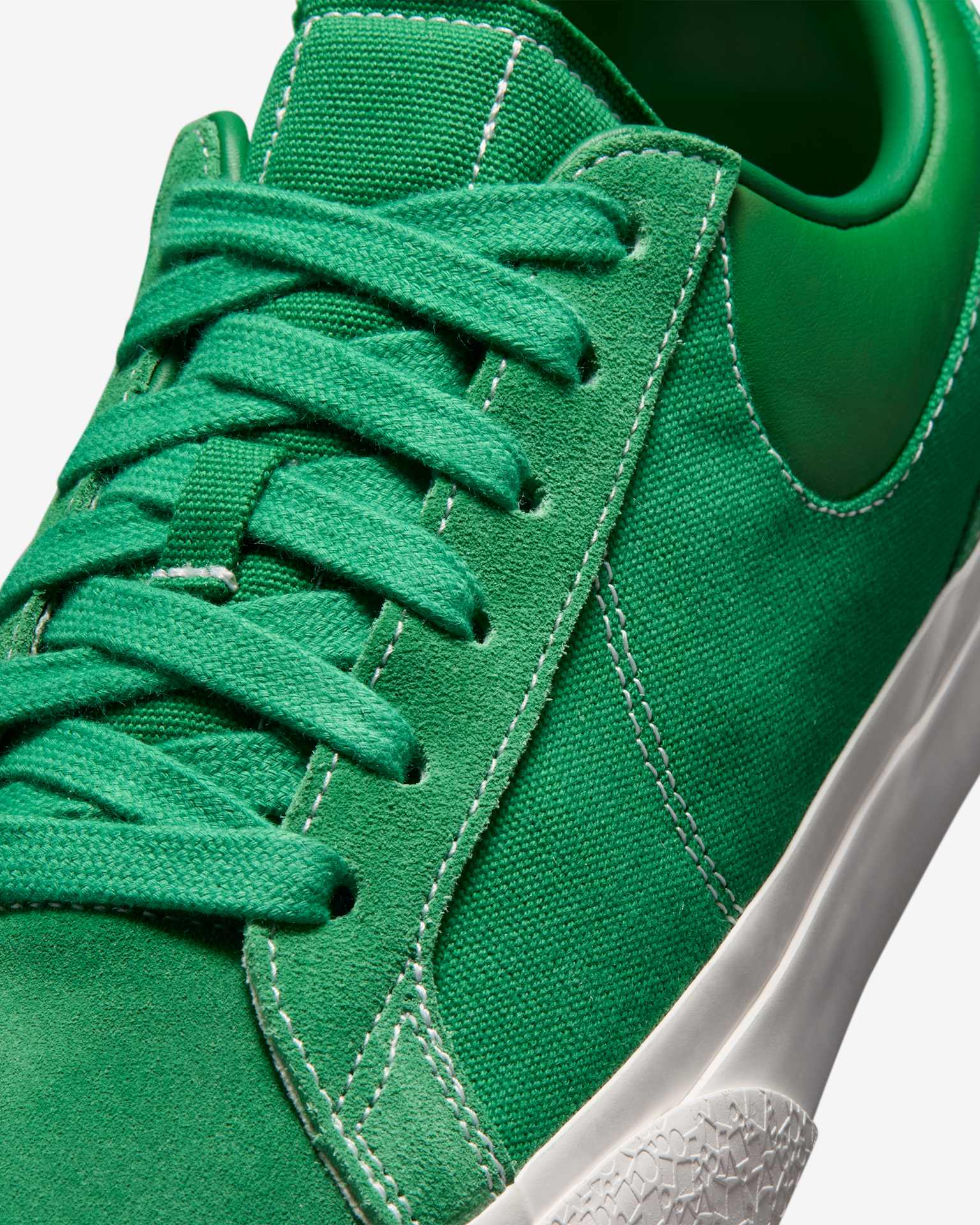 Nike Blazy Pine Green/Sail/White/Pine Green