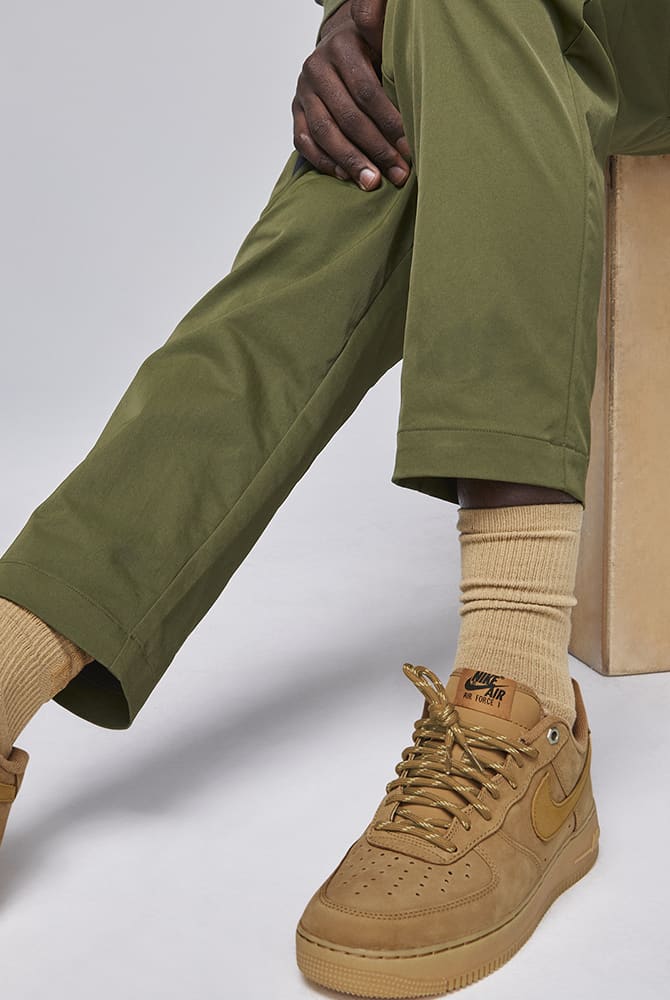 NIKE公式】ナイキ エア フォース 1 '07 WB メンズシューズ.オンライン