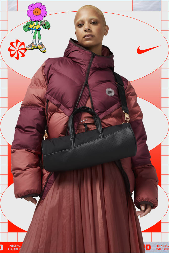 Nike Women's Classic Barrel Bag (5L)