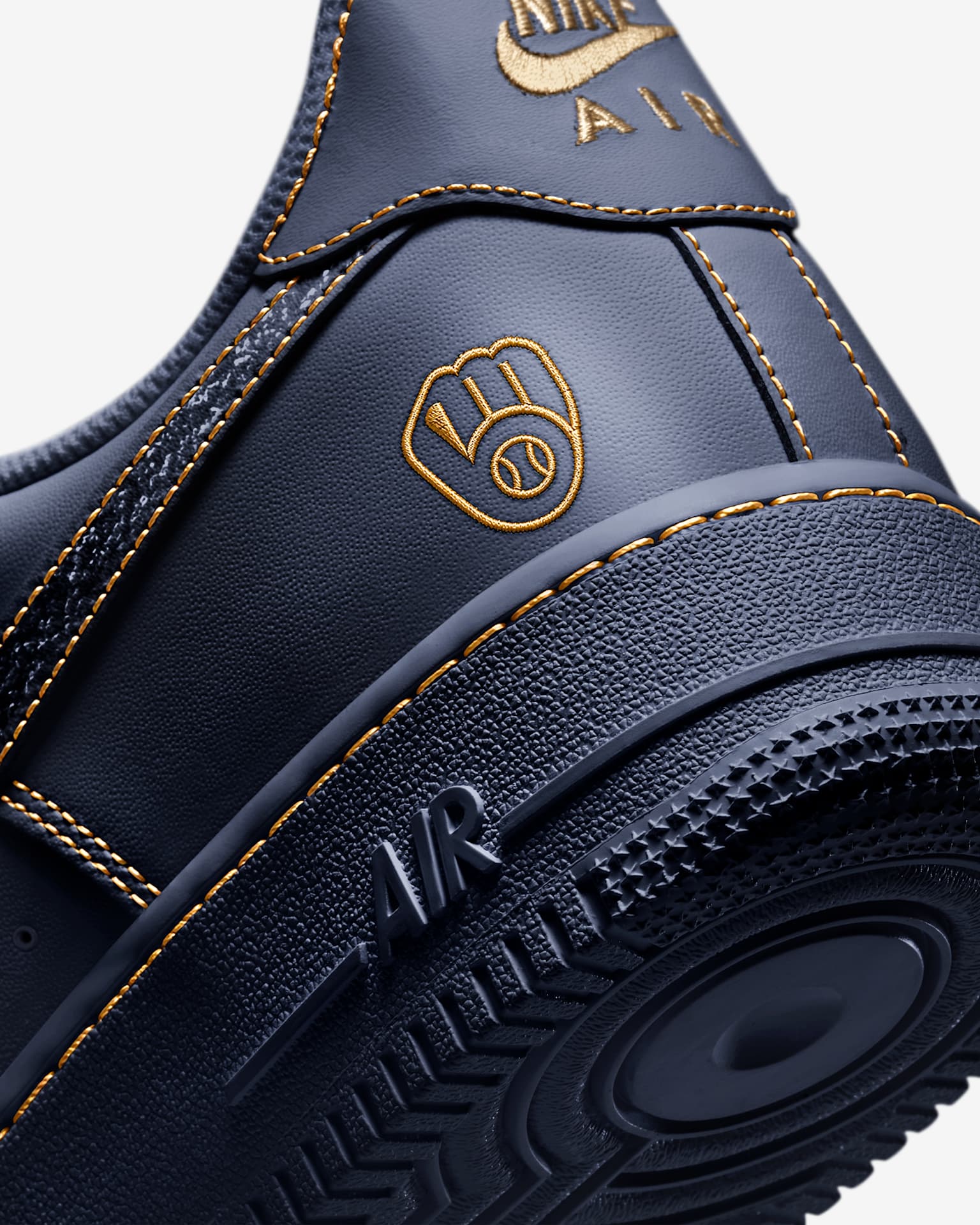 Nike Air Force 1 '07 "Milwaukee Brewers" — view K