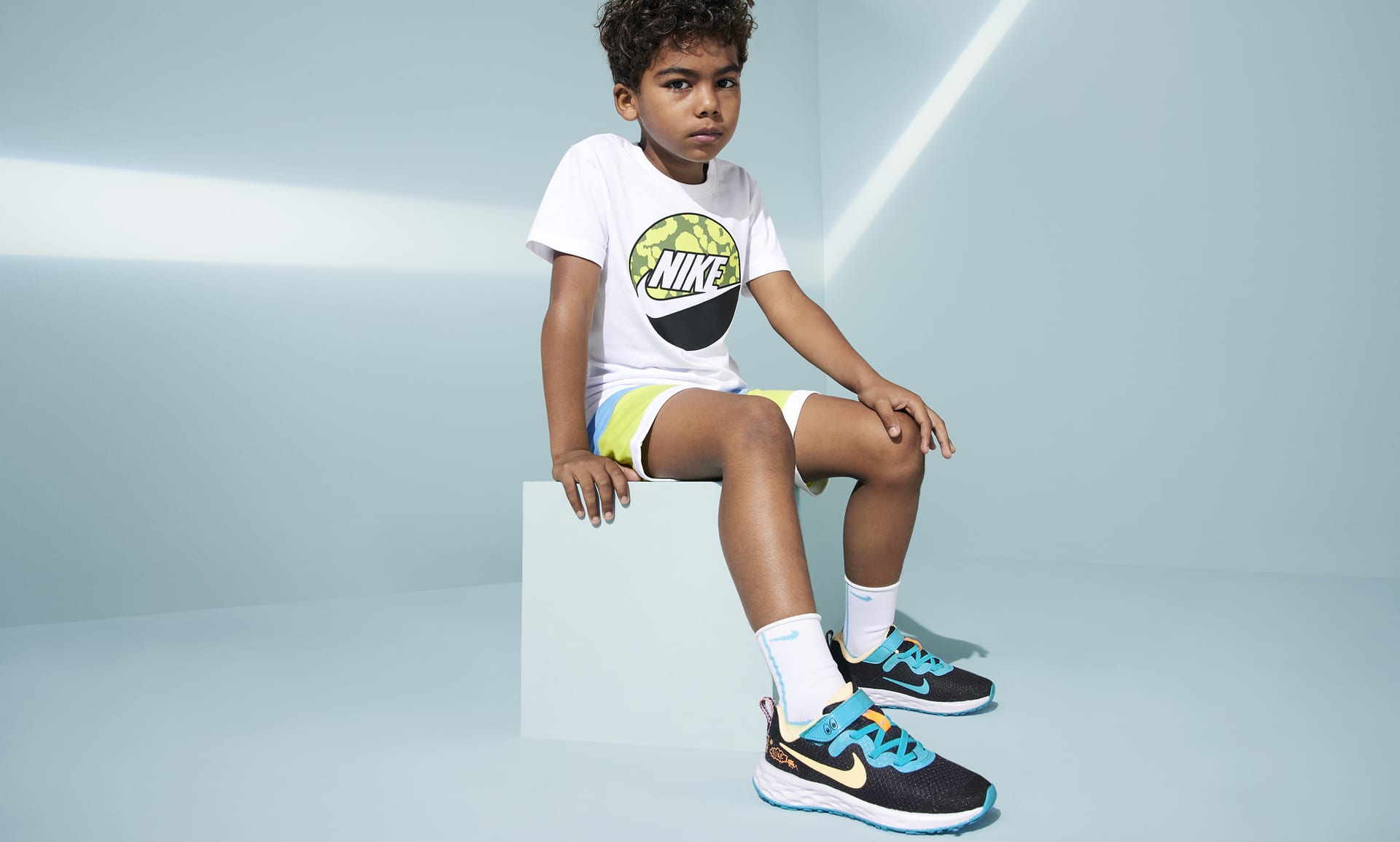 Nike Revolution 6 Younger Kids' Shoes. Nike PH