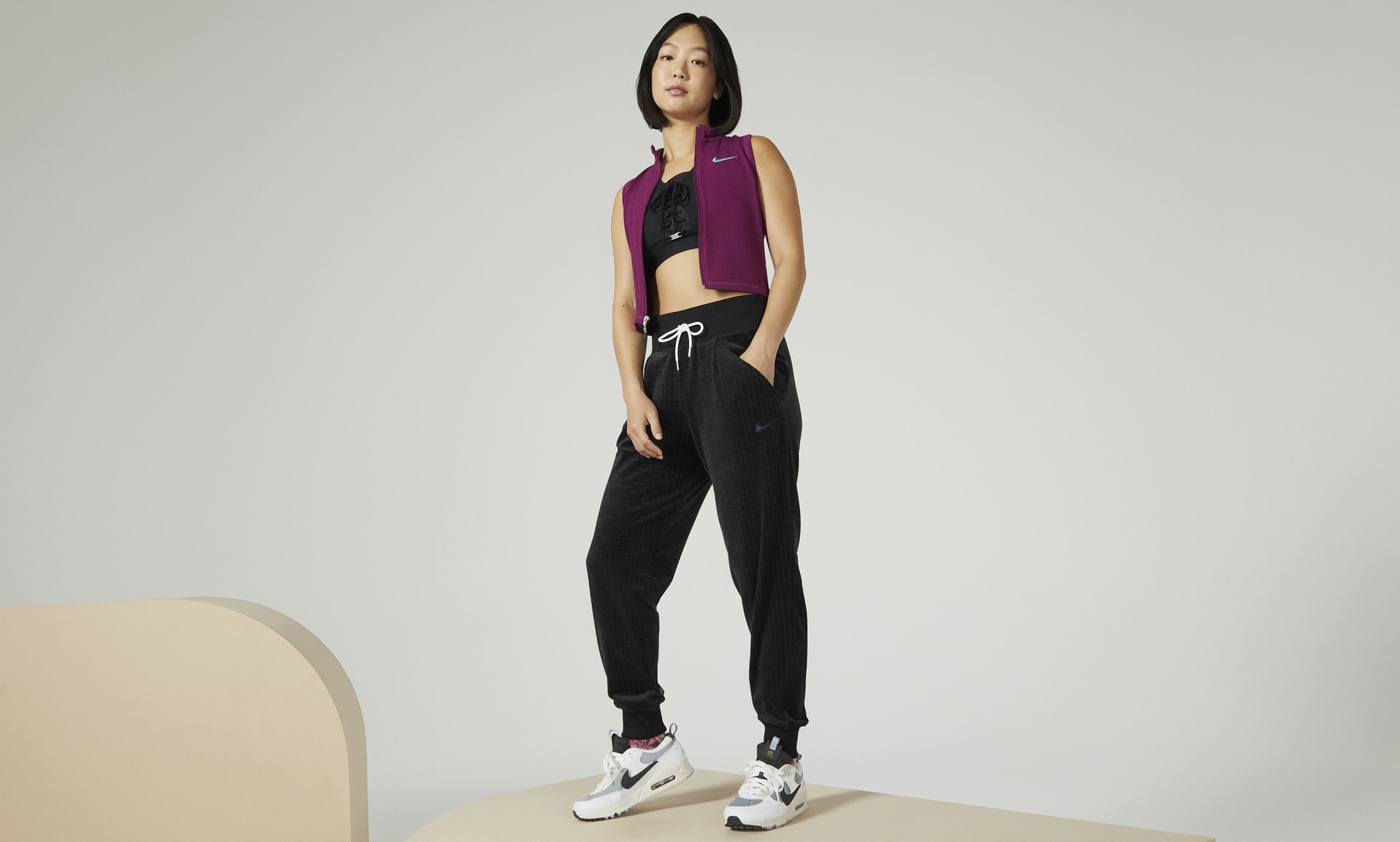 Nike Sportswear Womens High Waisted Velour Joggers Nike Jp