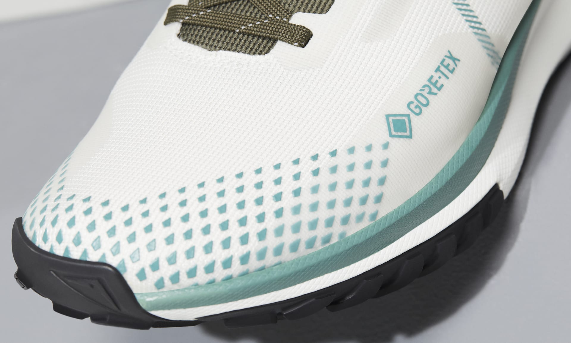 Nike Pegasus Trail 4 GORE-TEX Men's Waterproof Trail Running Shoes ...