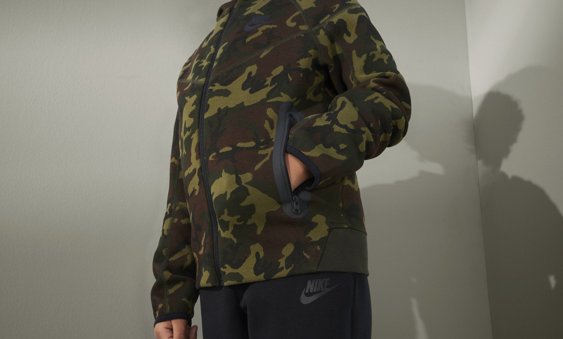 Nike tech camo sale