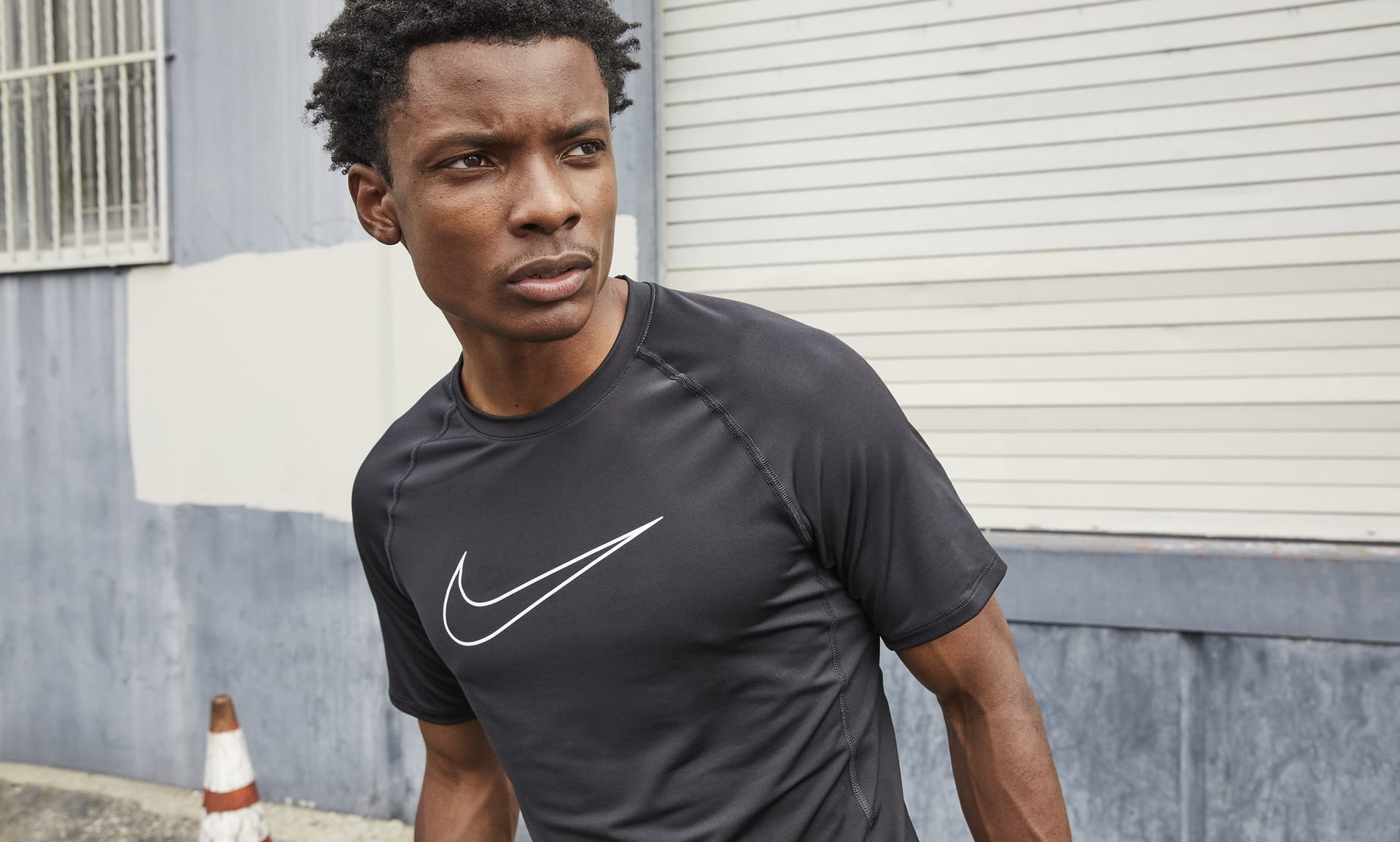 Sociología bulto Imperial Nike Pro Dri-FIT Men's Slim Fit Short-Sleeve Top. Nike.com