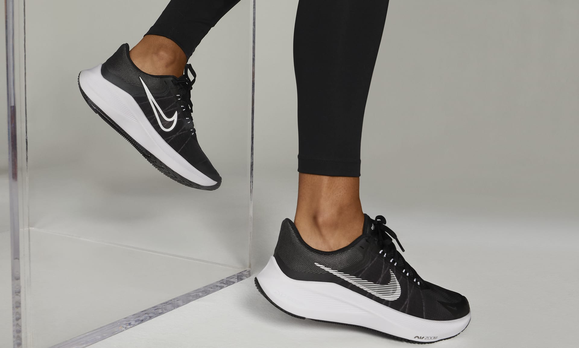 nike running winflo trainers