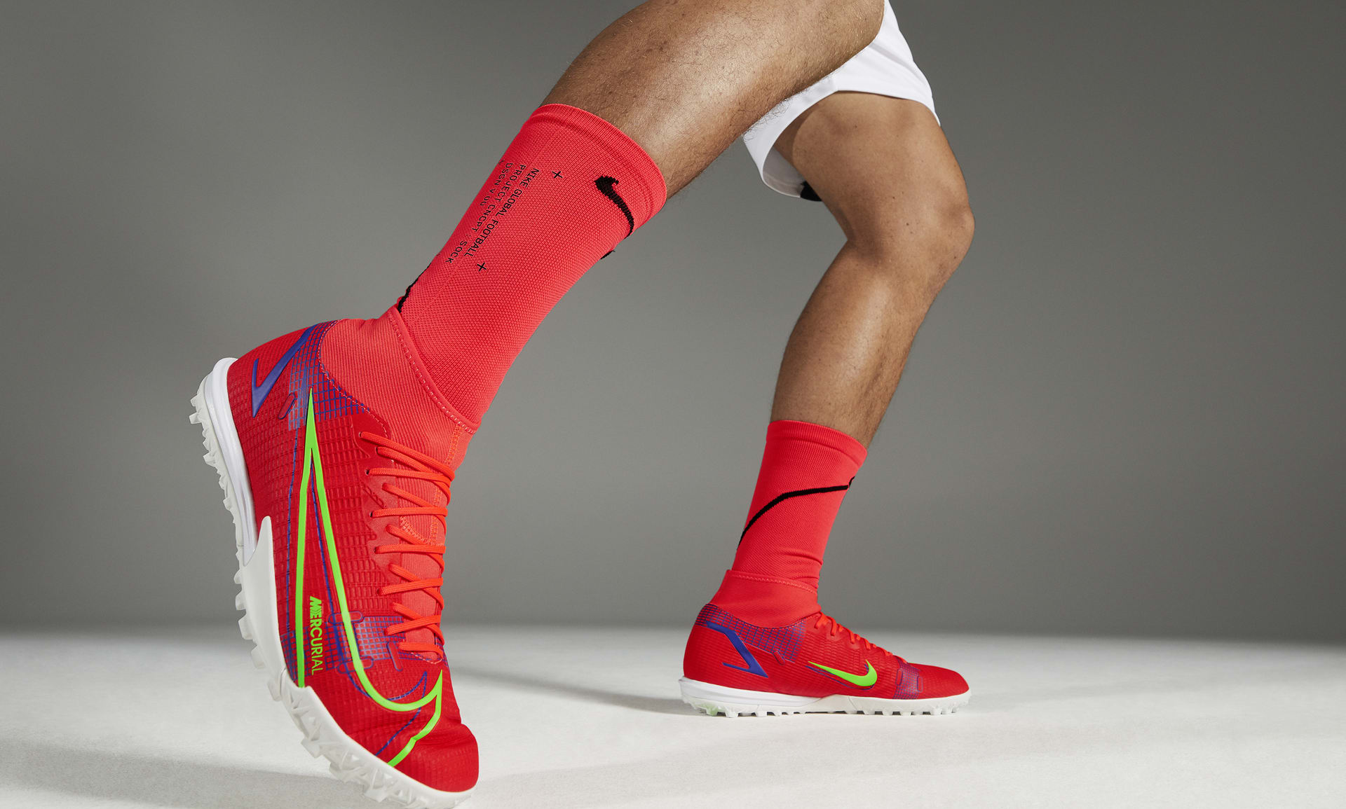frio adjetivo Fuera de plazo Calzado de fútbol para pasto sintético (turf) Nike Mercurial Superfly 8  Academy TF. Nike MX