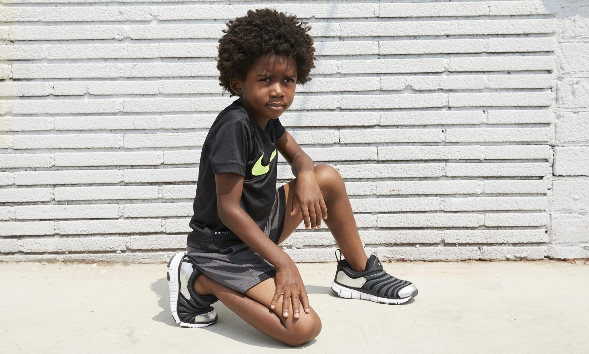 Dynamo Kids' Easy On/Off Shoes. Nike PH