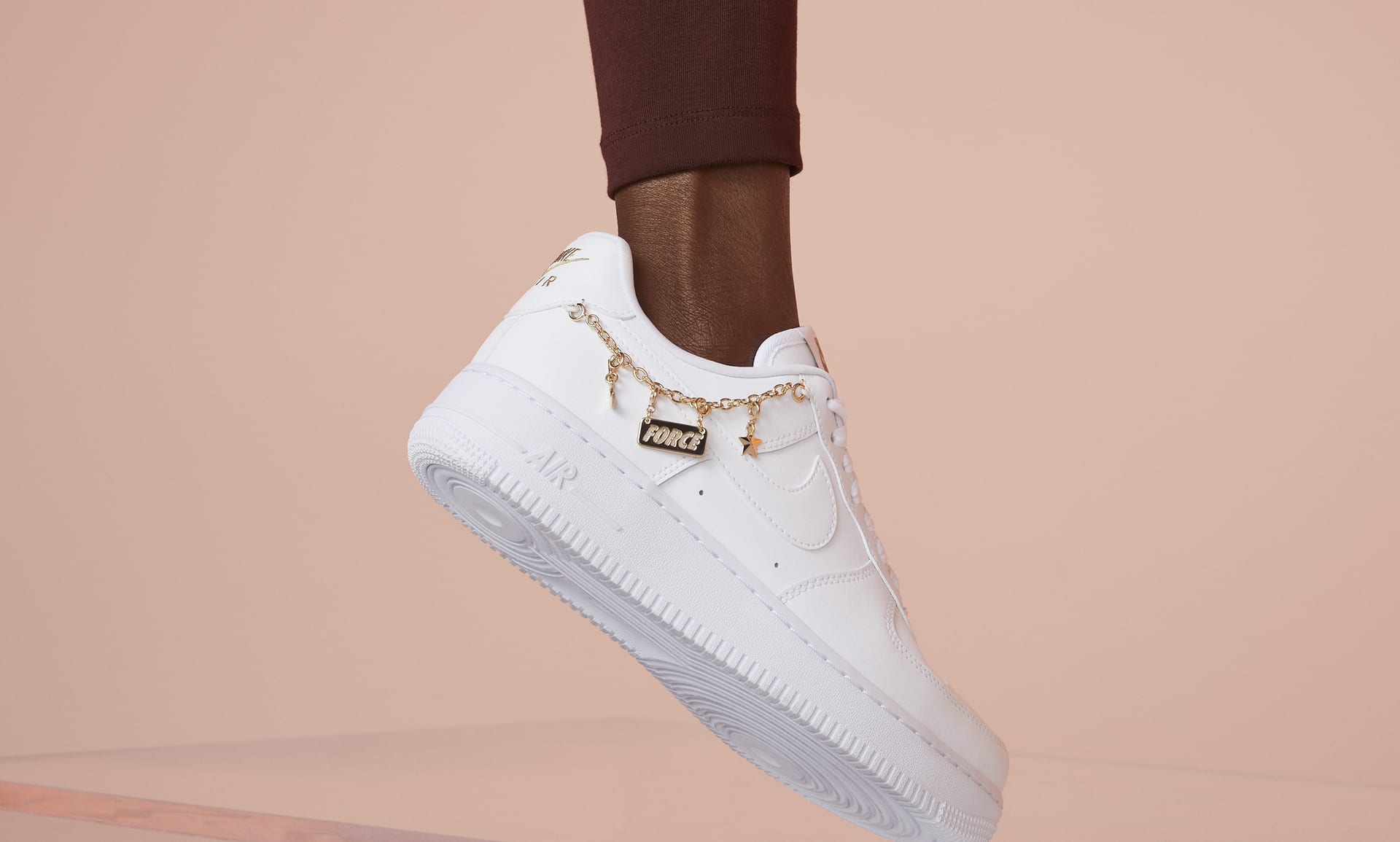Nike Air Force 1 '07 LX