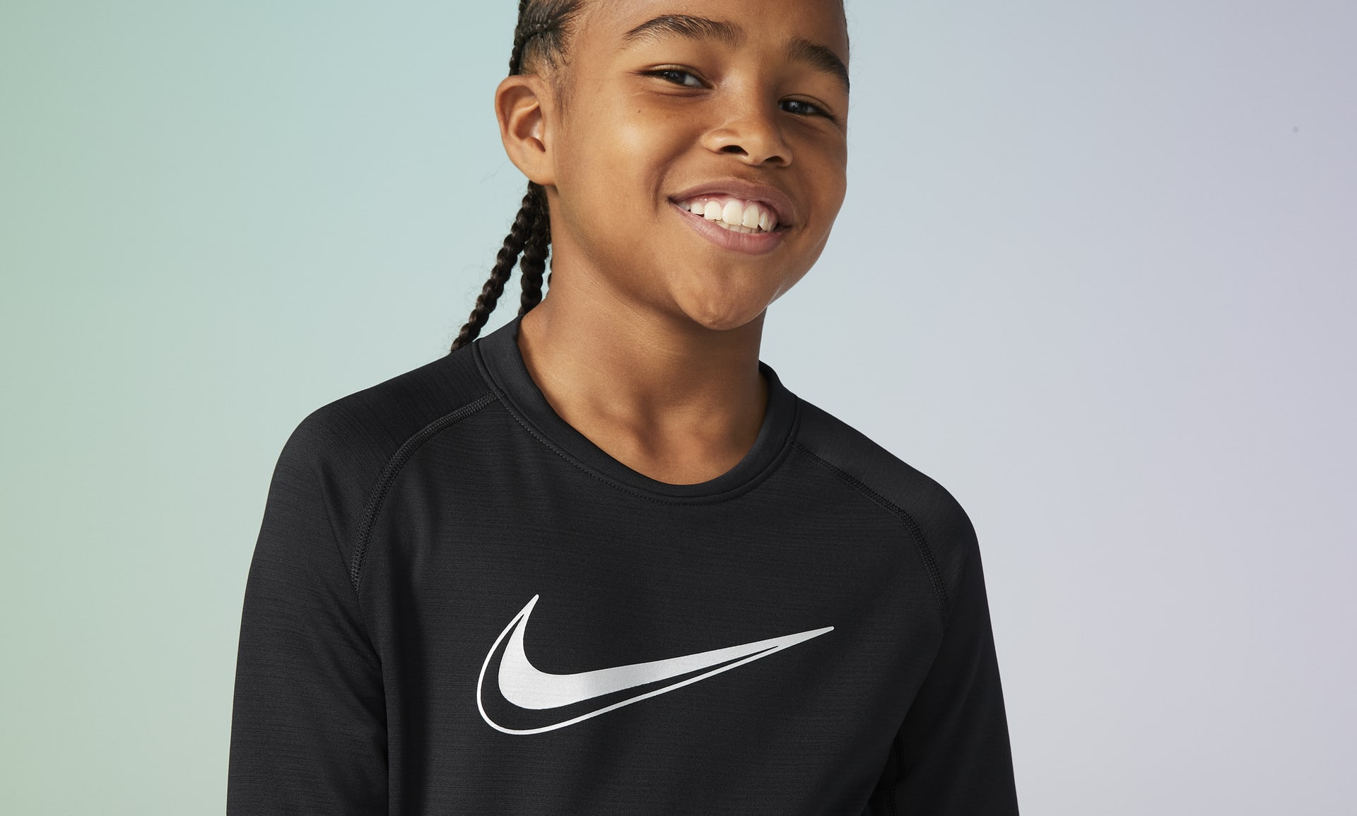 Nike Pro Dri-FIT Older Kids' (Boys') Long-Sleeve T-Shirt. Nike AE