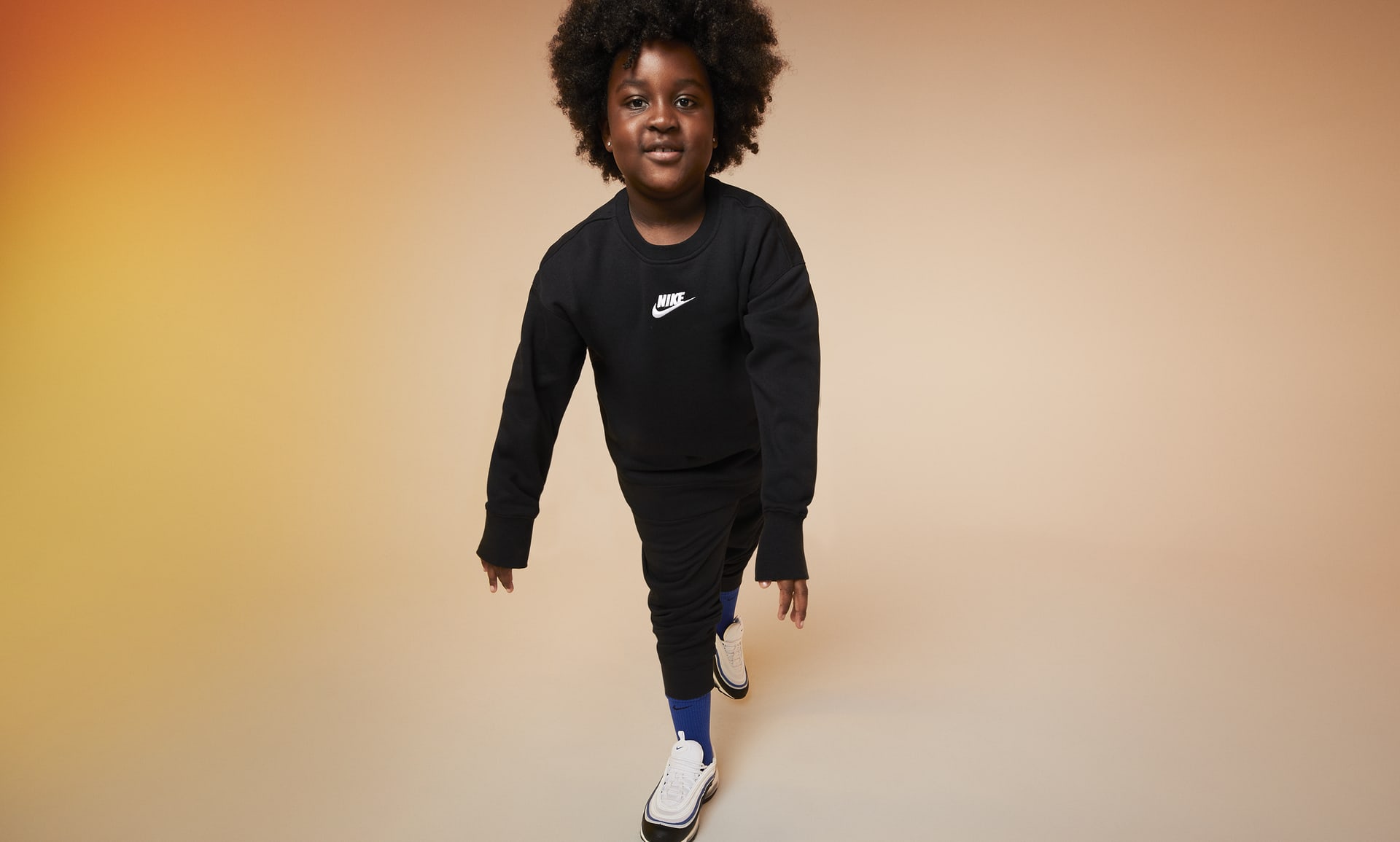 Nike Sportswear Club Fleece Big Kids' (Girls') Crew (Extended Size ...