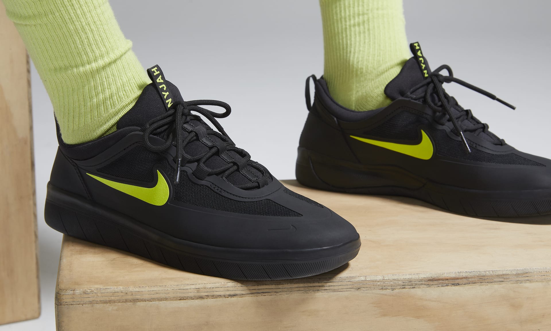 nike nyjah free 2 black