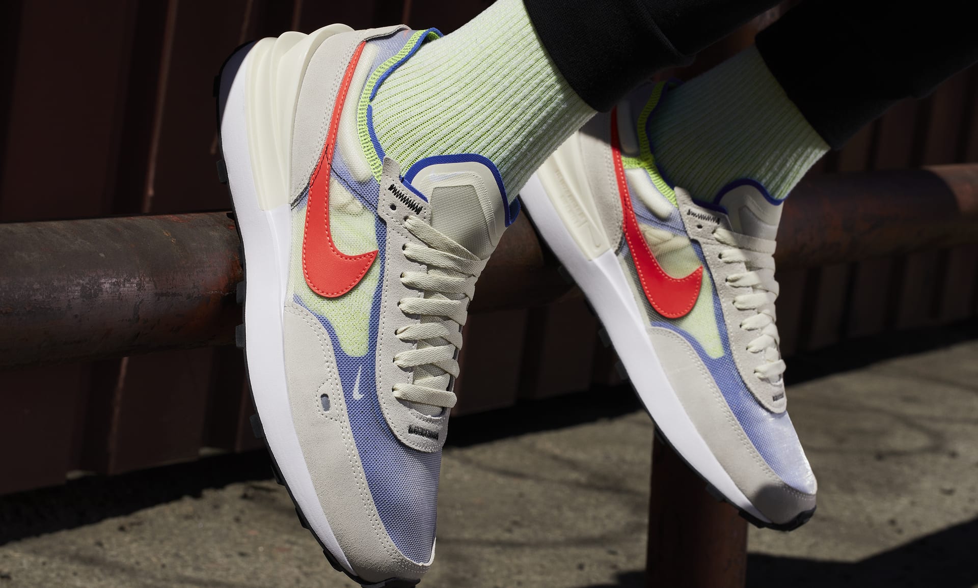 nike waffle mesh