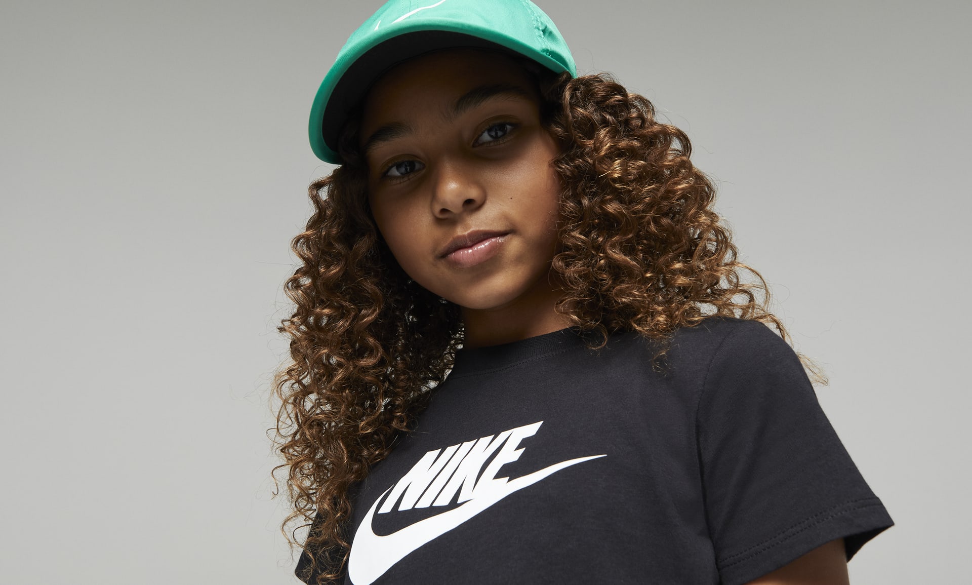 Nike Sportswear Big Kids' (Girls') Cropped T-Shirt. Nike.com