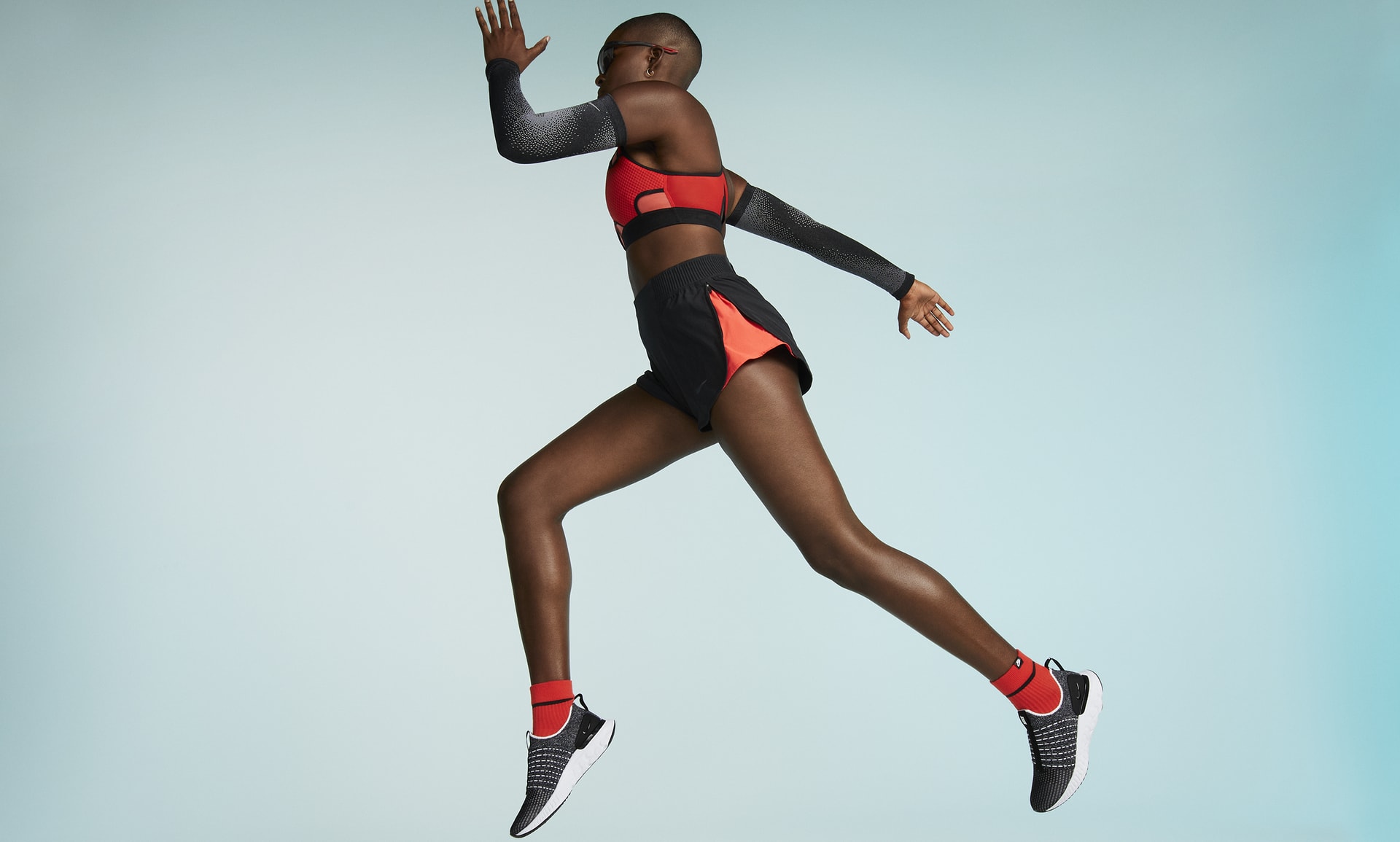 Nike React Phantom Run Flyknit 2 Women's Road Running Shoes. Nike JP