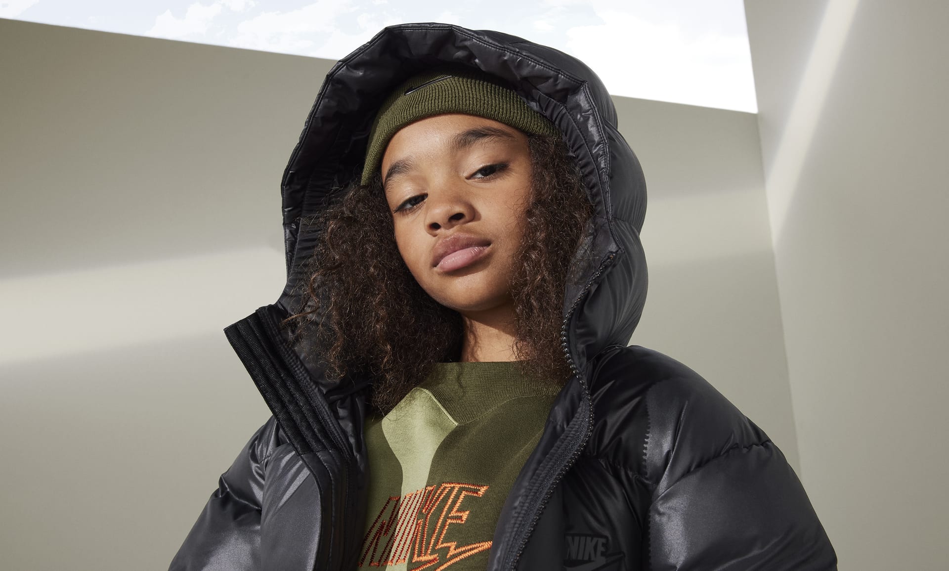 Nike Sportswear Heavyweight Synthetic Fill EasyOn Big Kids' Therma-FIT  Repel Loose Hooded Parka.