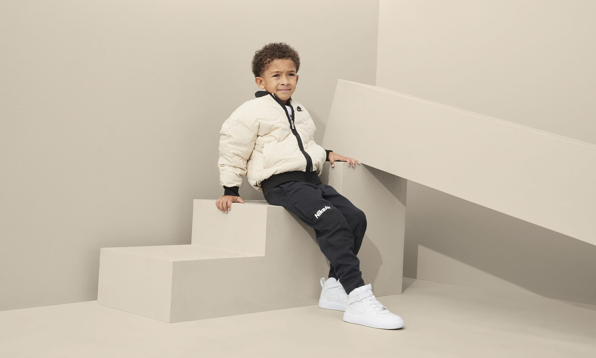 Calzado para niños de preescolar Nike Force 1 Mid EasyOn. Nike.com