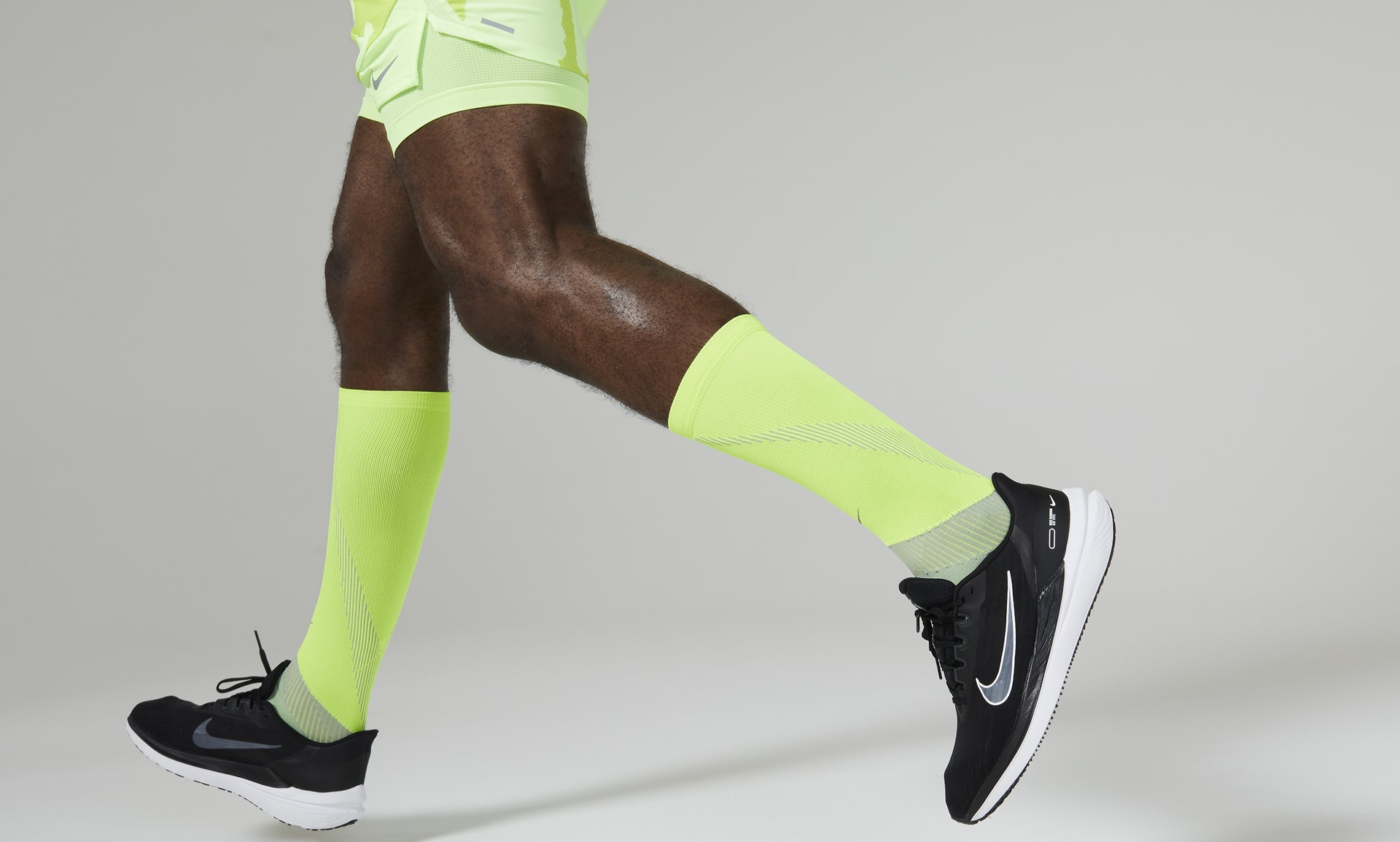 ウォーキング・ランニングウェア NIKE AIR WINFLO 9 Amazon | Nike (ナイキ) メンズ Air Winflo 9 PRM ランニング