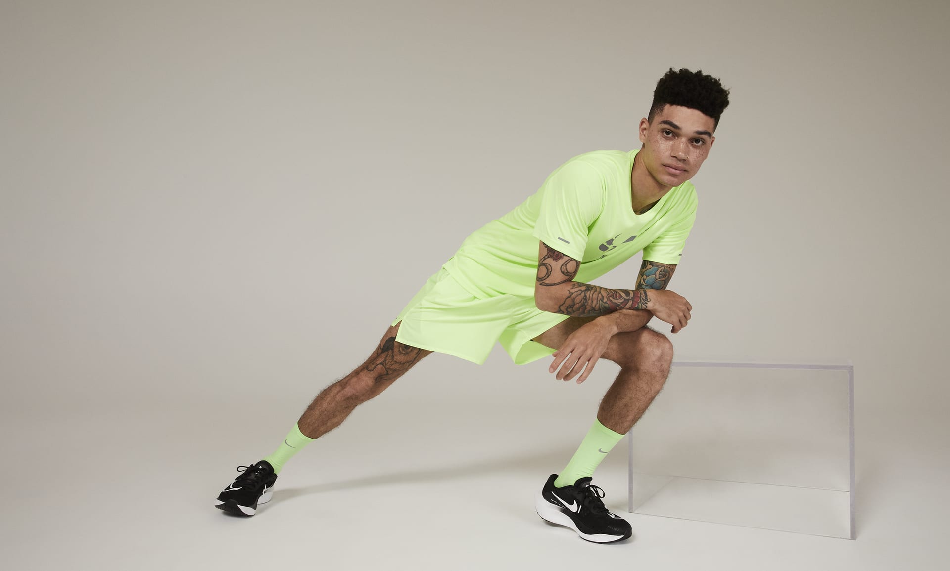 ナイキ(NIKE)ランニングシューズ ズーム フライ 5 ZOOM FLY 5 レビュー】Asics ズームフライ 5：Nikeの隠れ最強シューズ｜とも