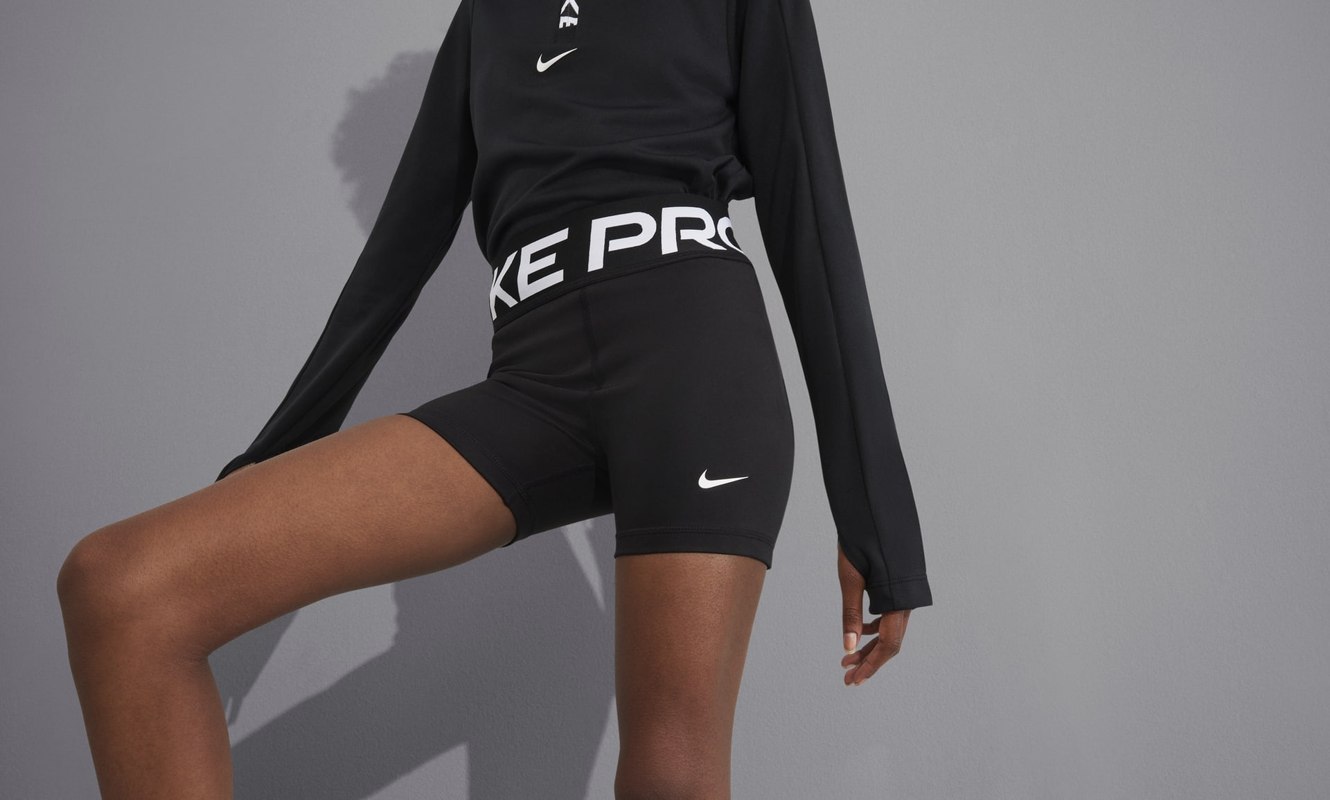 NIKE公式】ナイキ プロ ガールズ Dri-FIT ショートパンツ