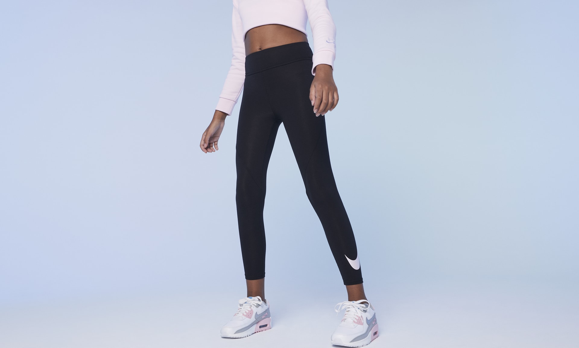 Nike Sportswear Favorites Grafikli Yüksek Belli Genç Çocuk (Kız) Taytı