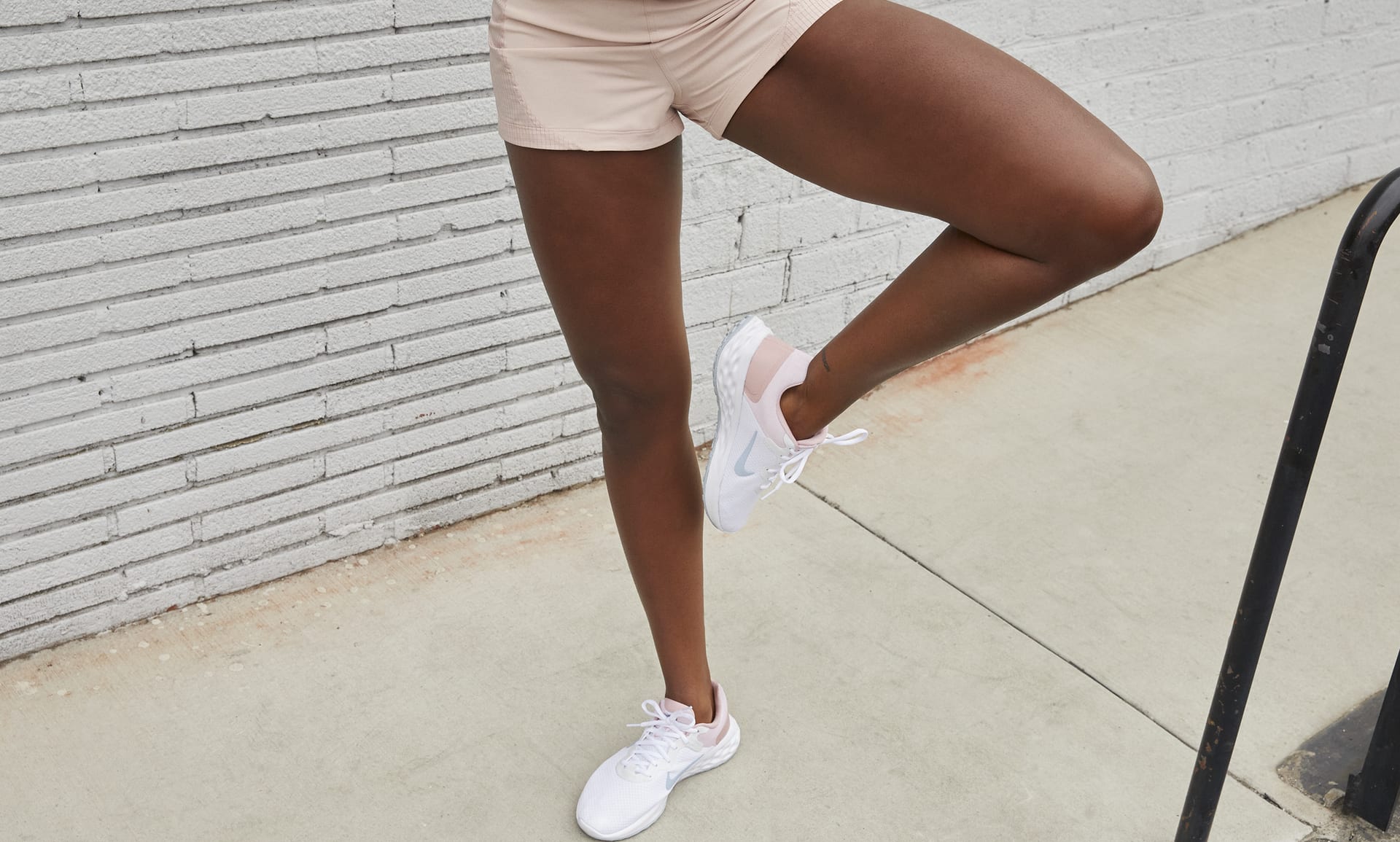 Calzado de running en carretera para mujer Nike Revolution 6.