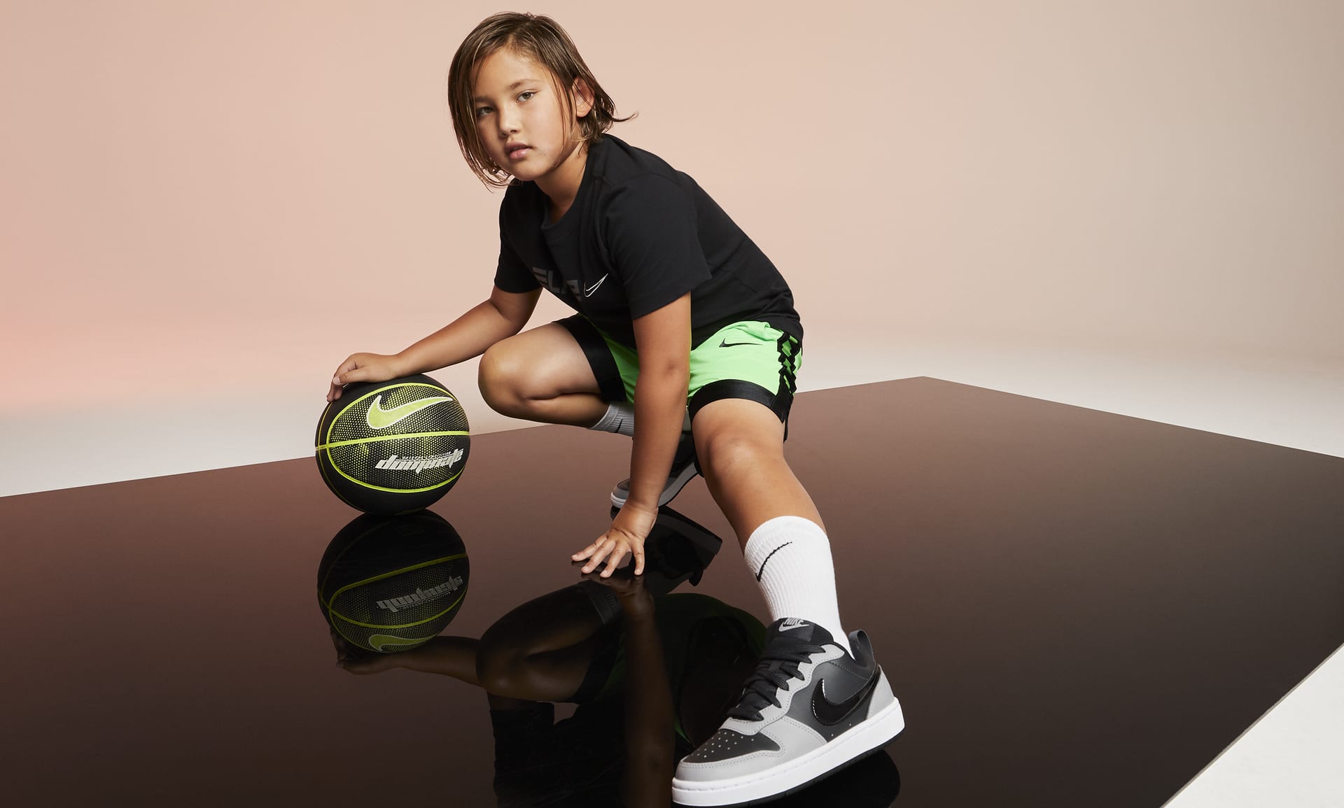 Nike Kids' Court Borough Low 2 Shoes