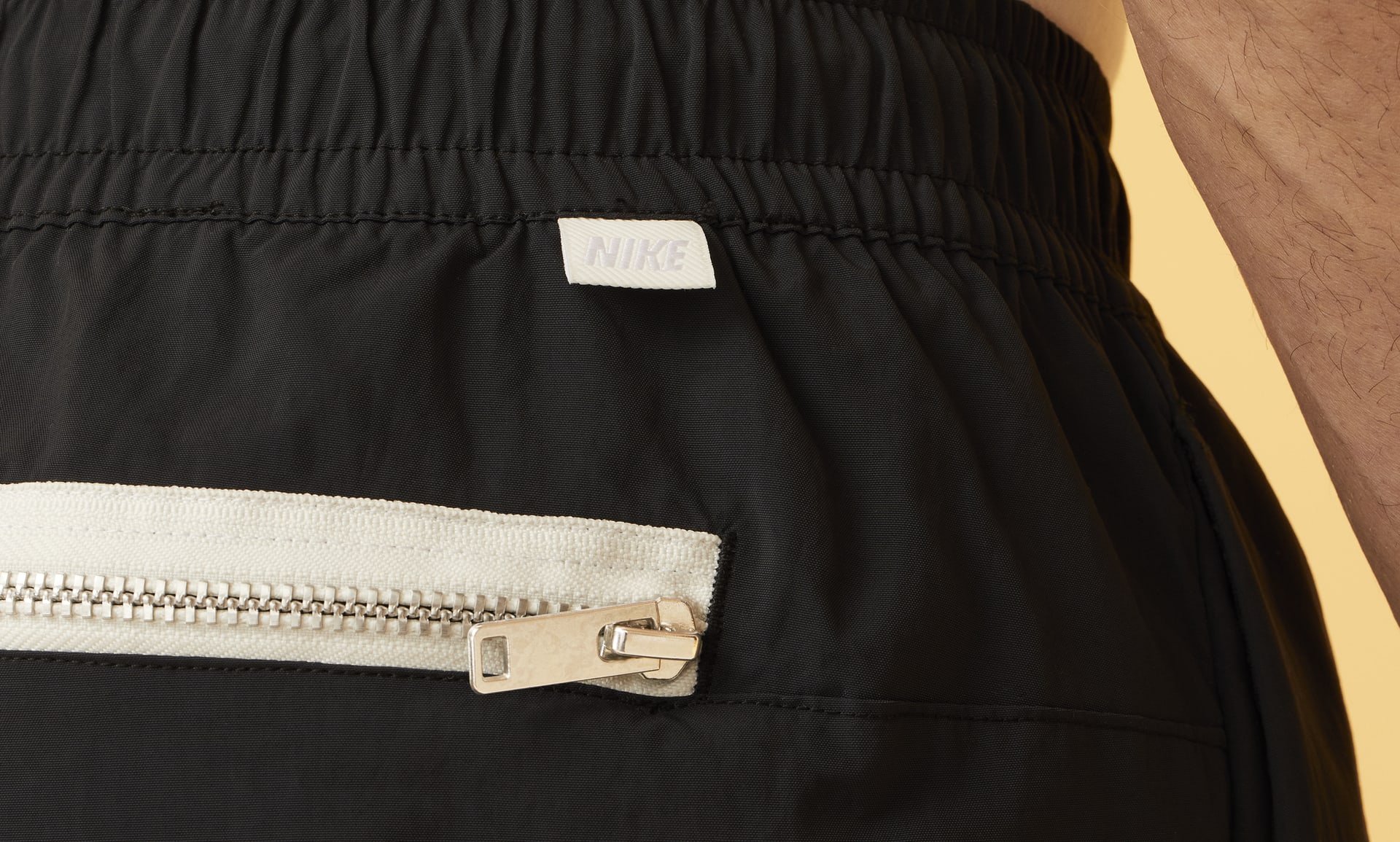 Nike Sportswear Style Essentials Men's Woven Utility Shorts. Nike IL