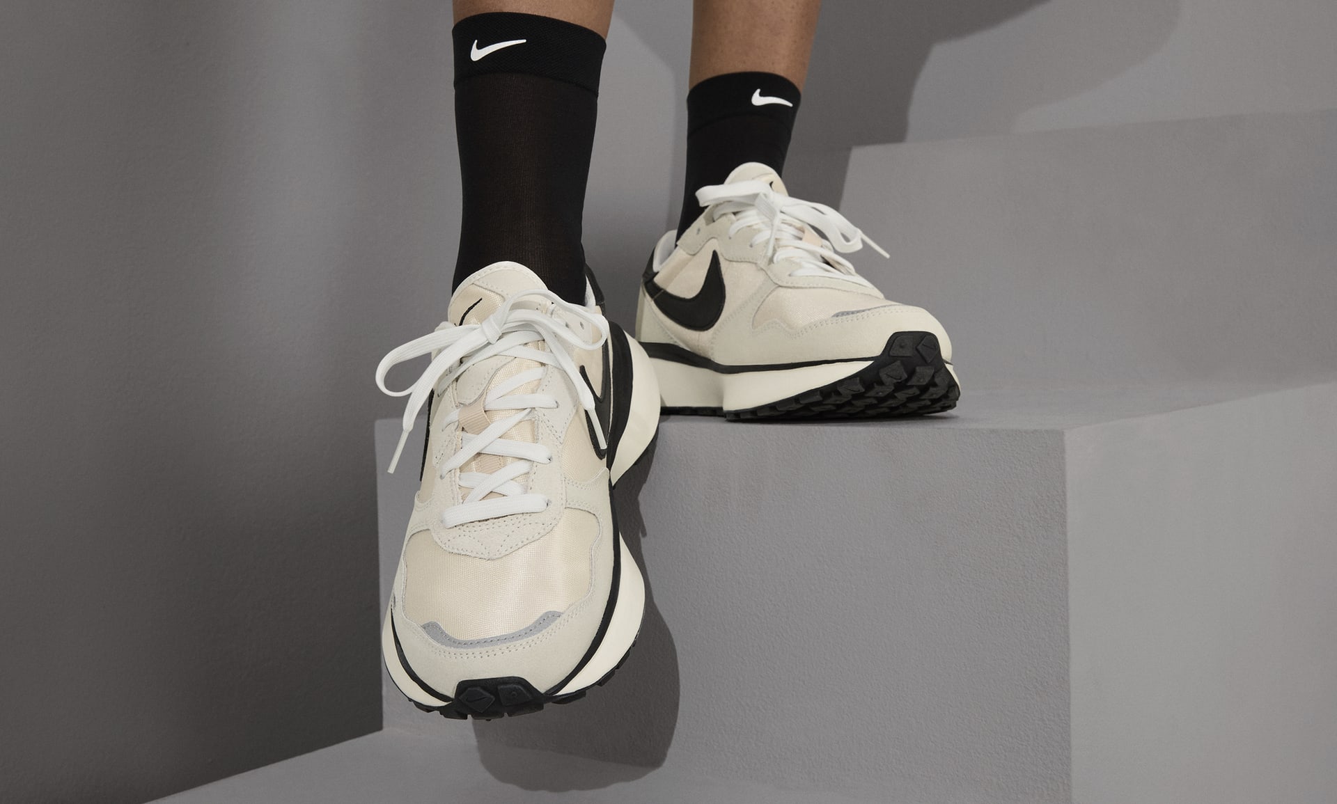 Sapatilhas Nike Phoenix Waffle para mulher. Nike PT