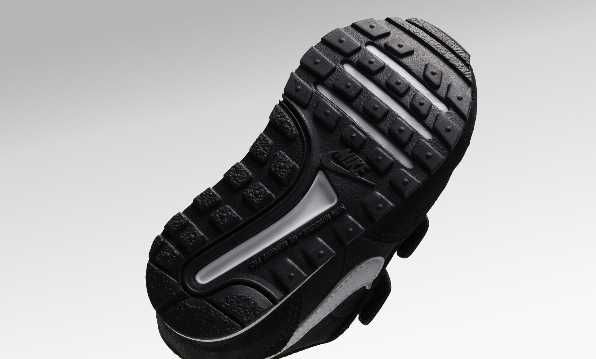 Zapatillas para niño plana NIKE cn8560-002 en negro