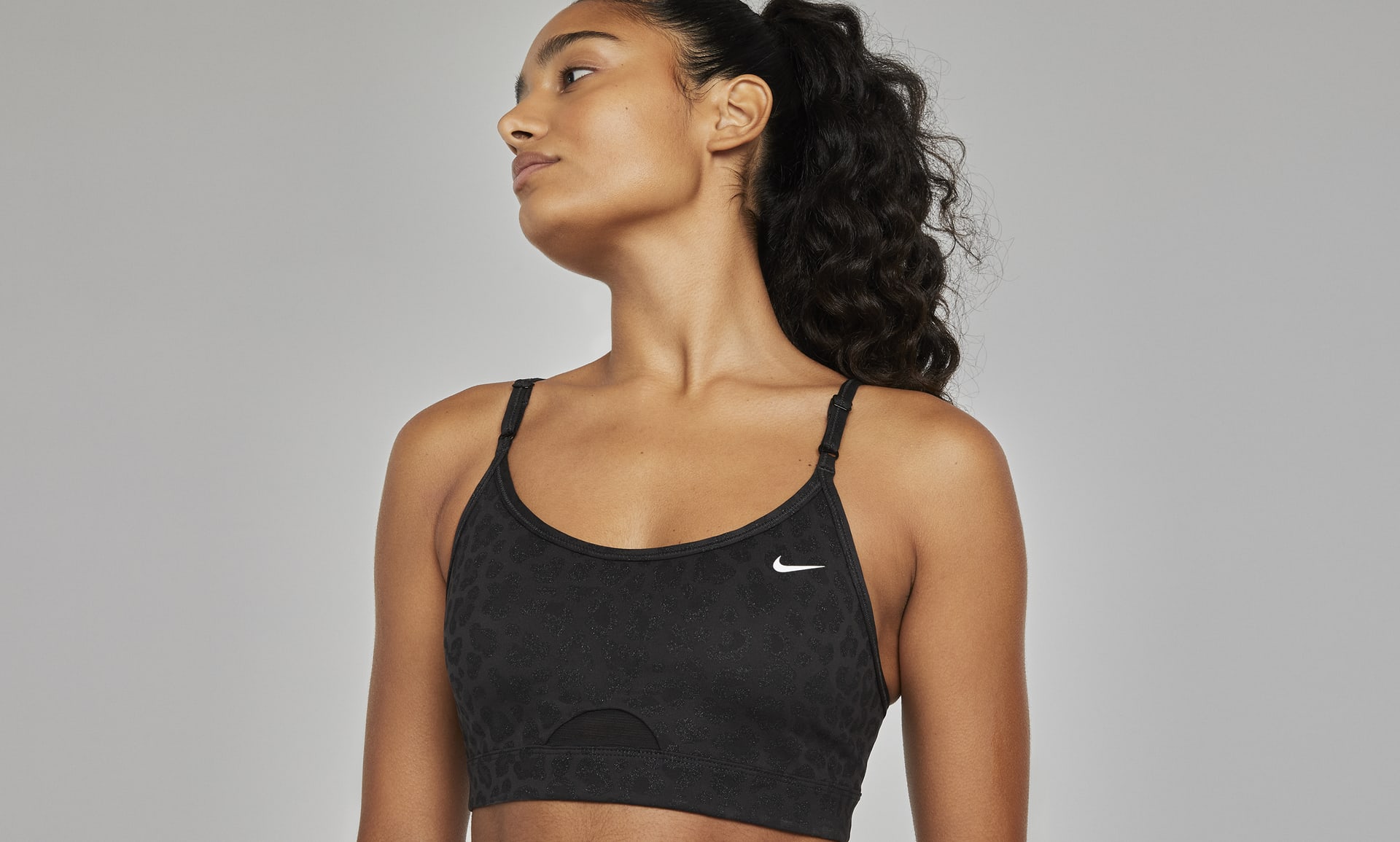 Nike Women's Dri-Fit Indy Glitter Sports Bra Black Glitter Leopard