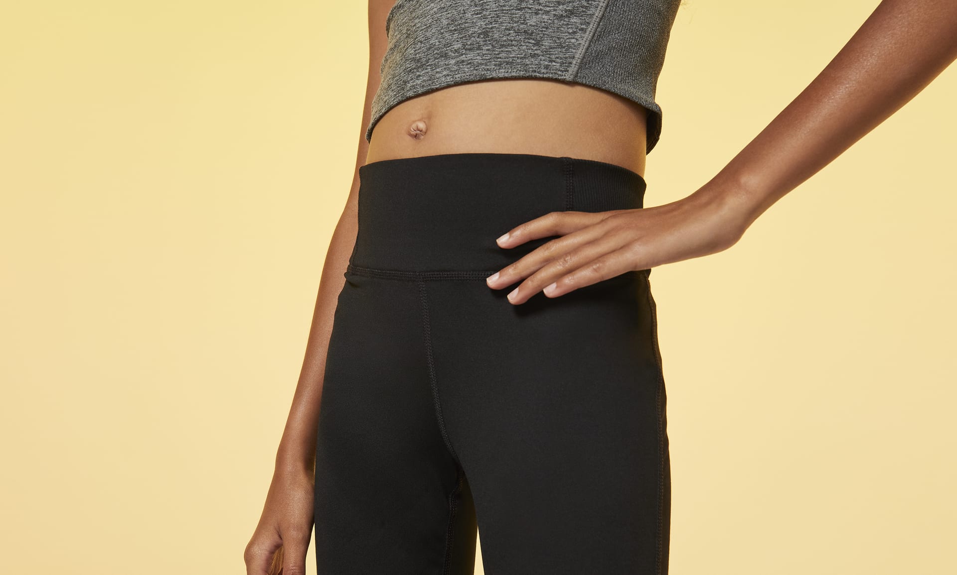 Nike Velour Air Legging Girls Active Pants Size XL, Color: Black