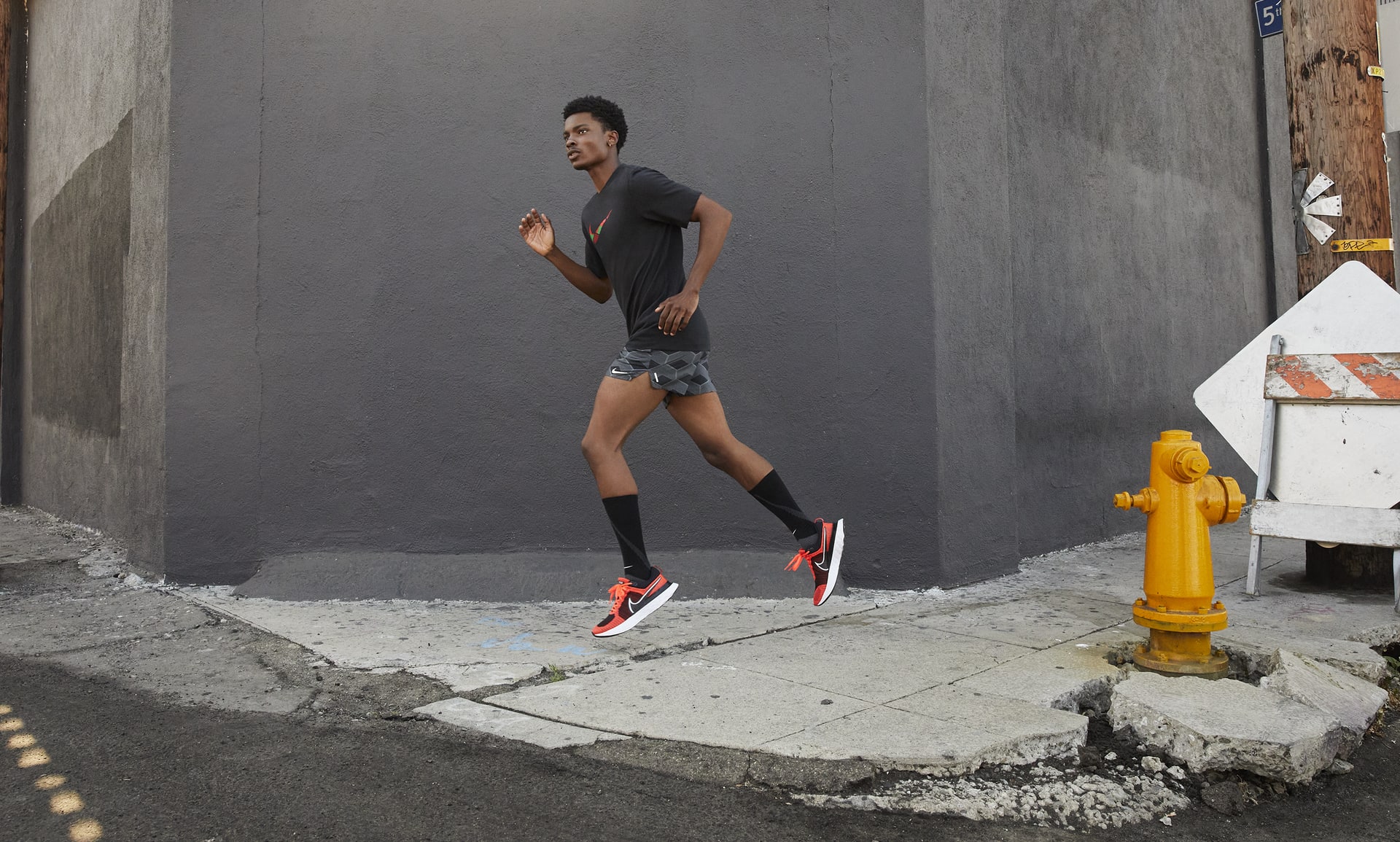 nike team kenya flex stride