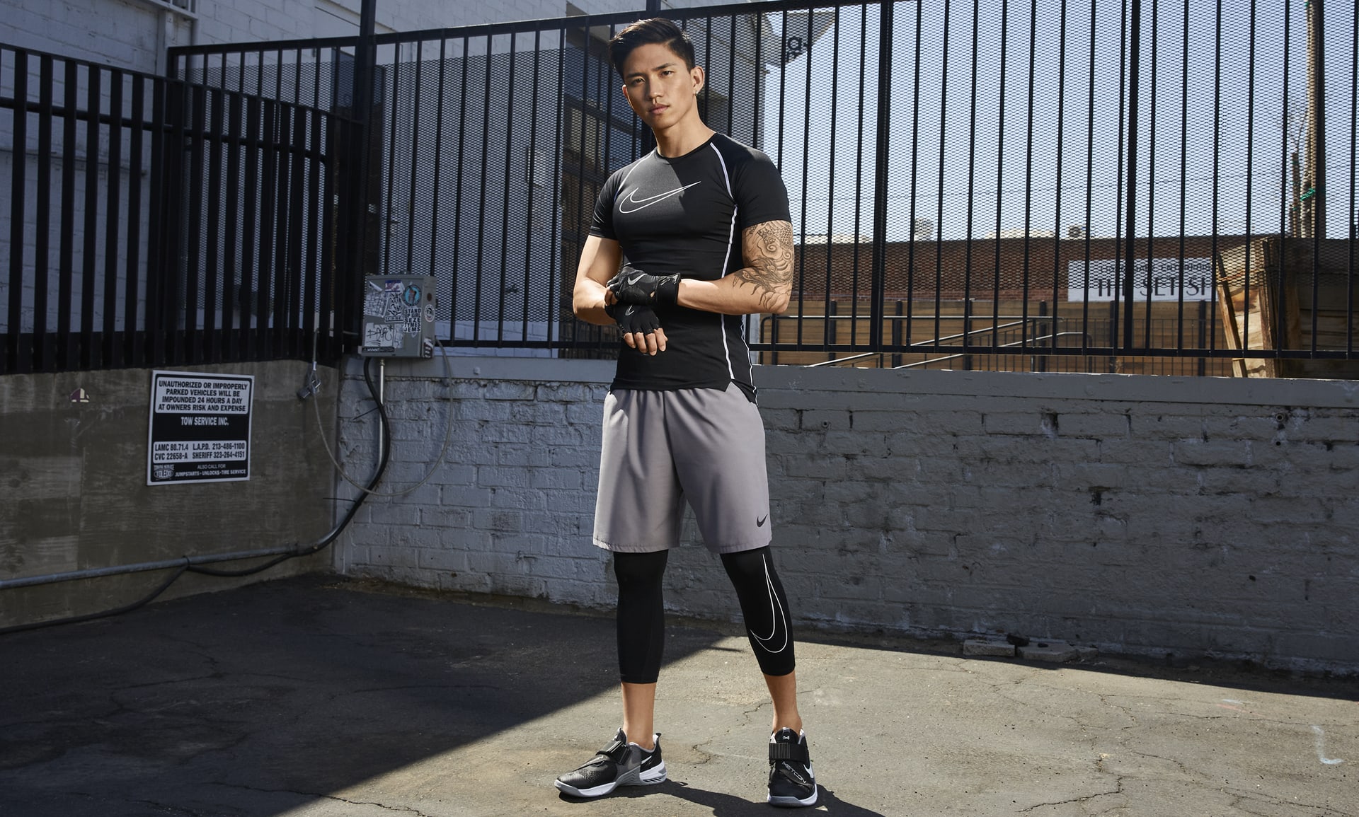 Nike Pro Dri-FIT Men's Tight Fit Short-Sleeve Top.