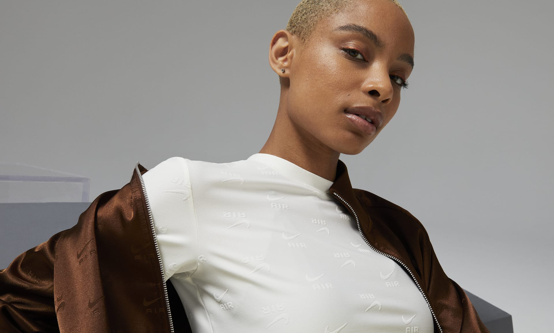 nike air long sleeve super crop top