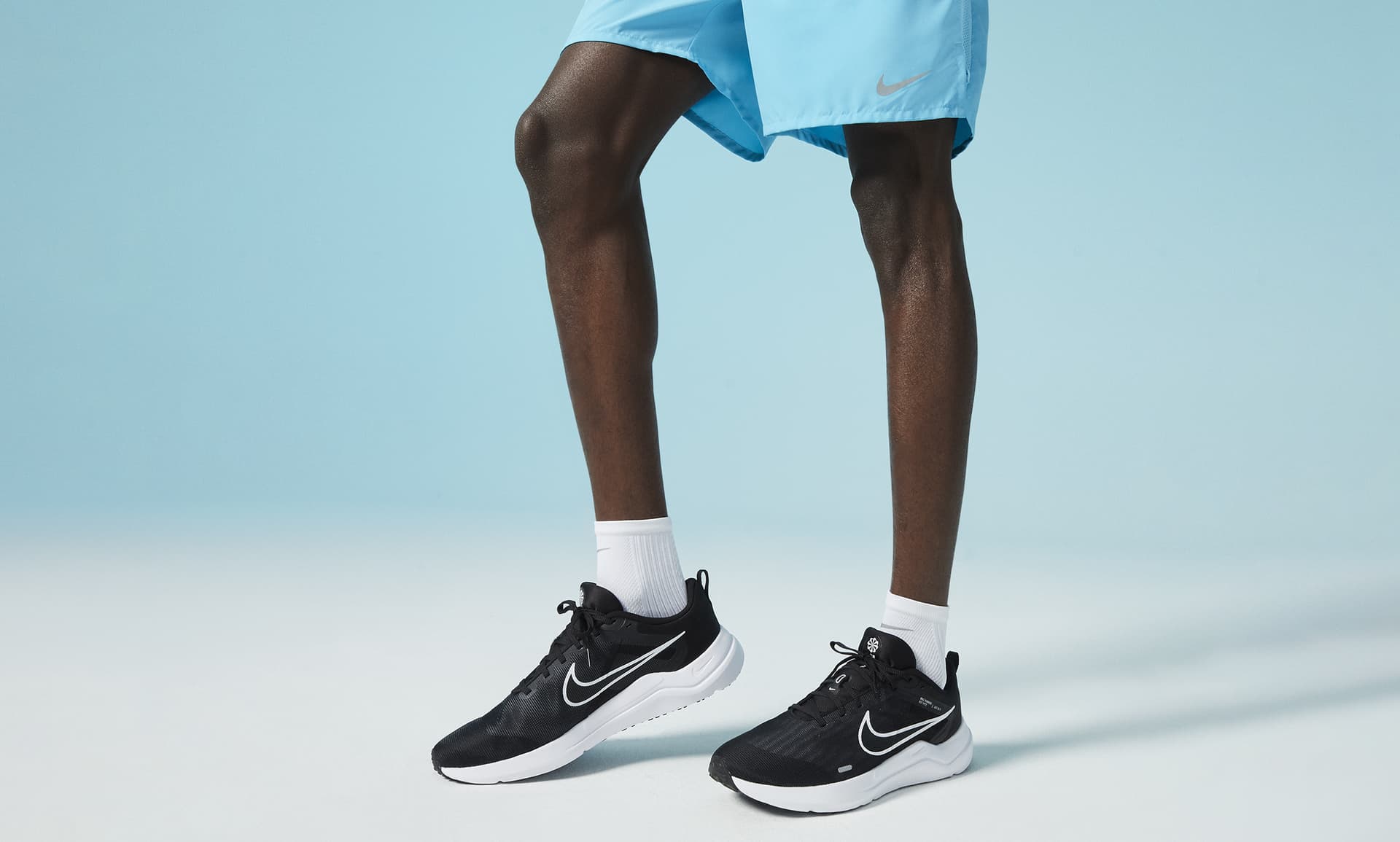 Nike 12 Road Running Shoes (Extra Nike.com