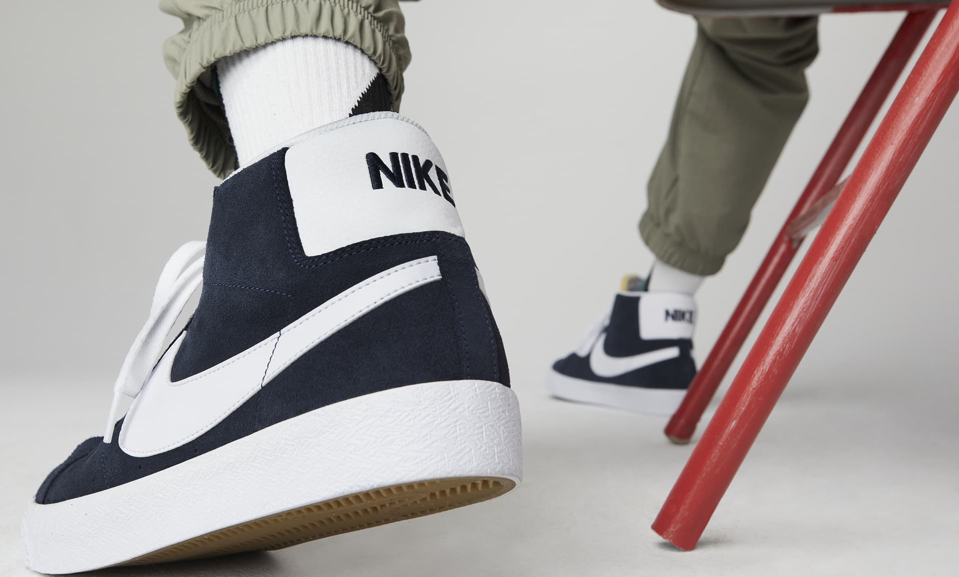 NIKE公式】ナイキ SB ズーム ブレーザー MID スケートボードシューズ