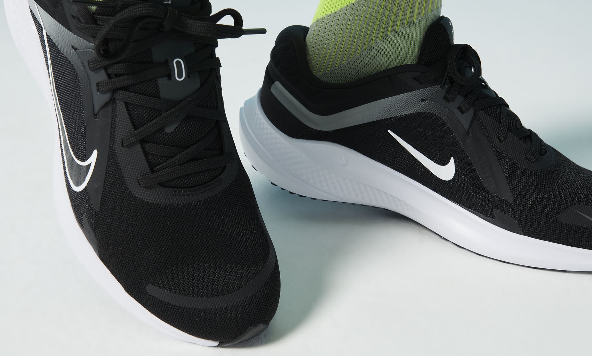 Nike Quest 5 Men's Road Running Shoes. Nike VN
