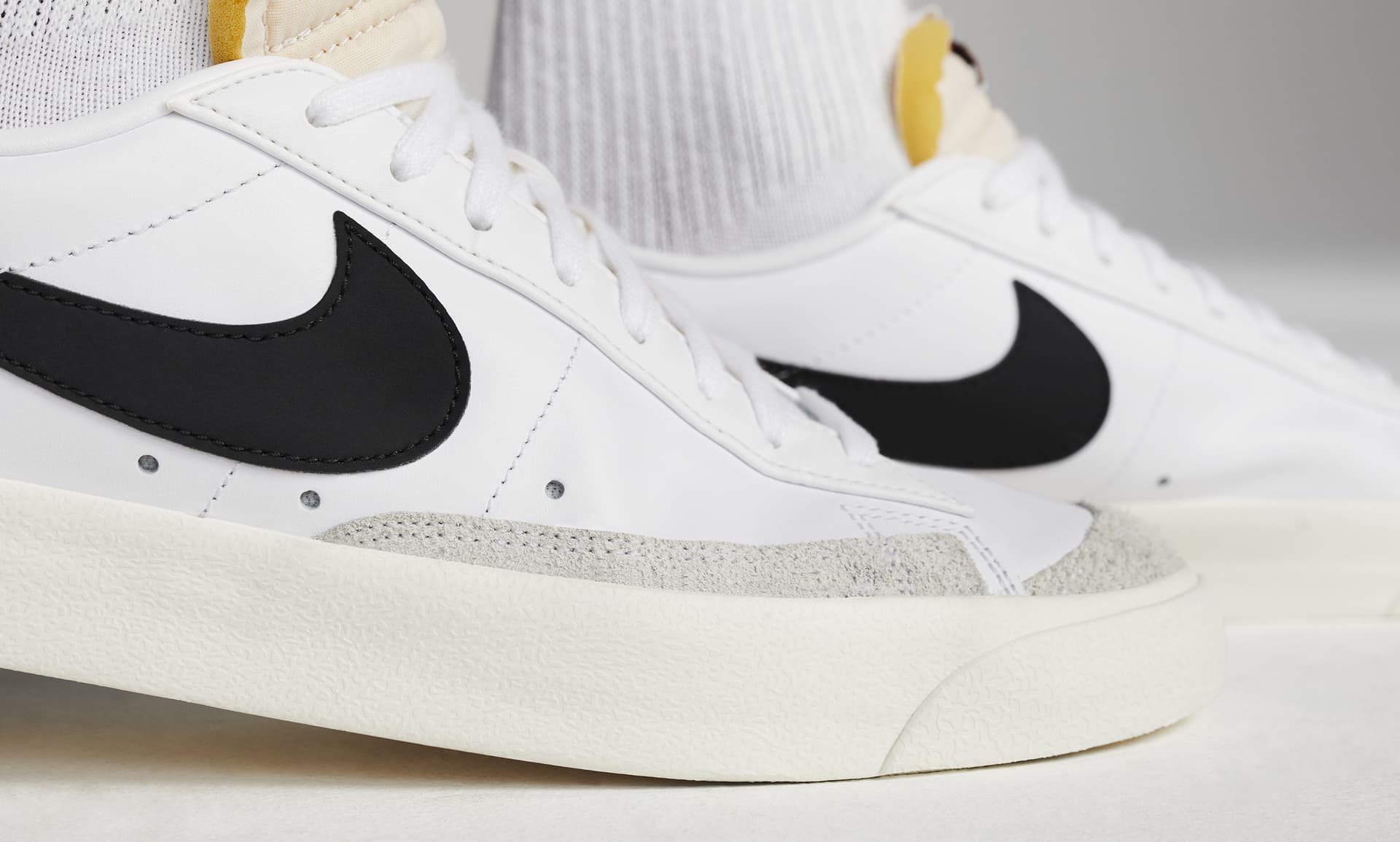 nike blazer low mens