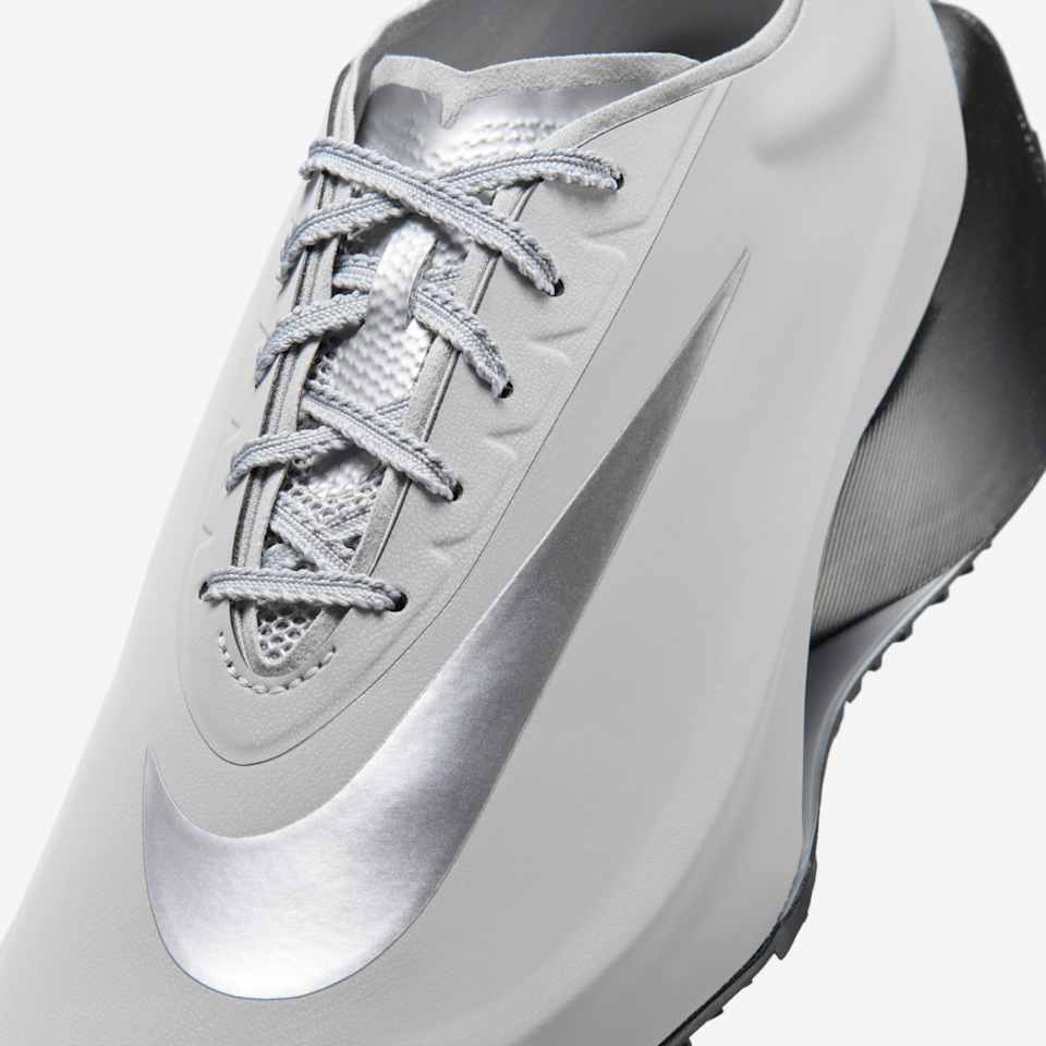 Nike First Sight Noir Flat Silver/Black/Metallic Silver