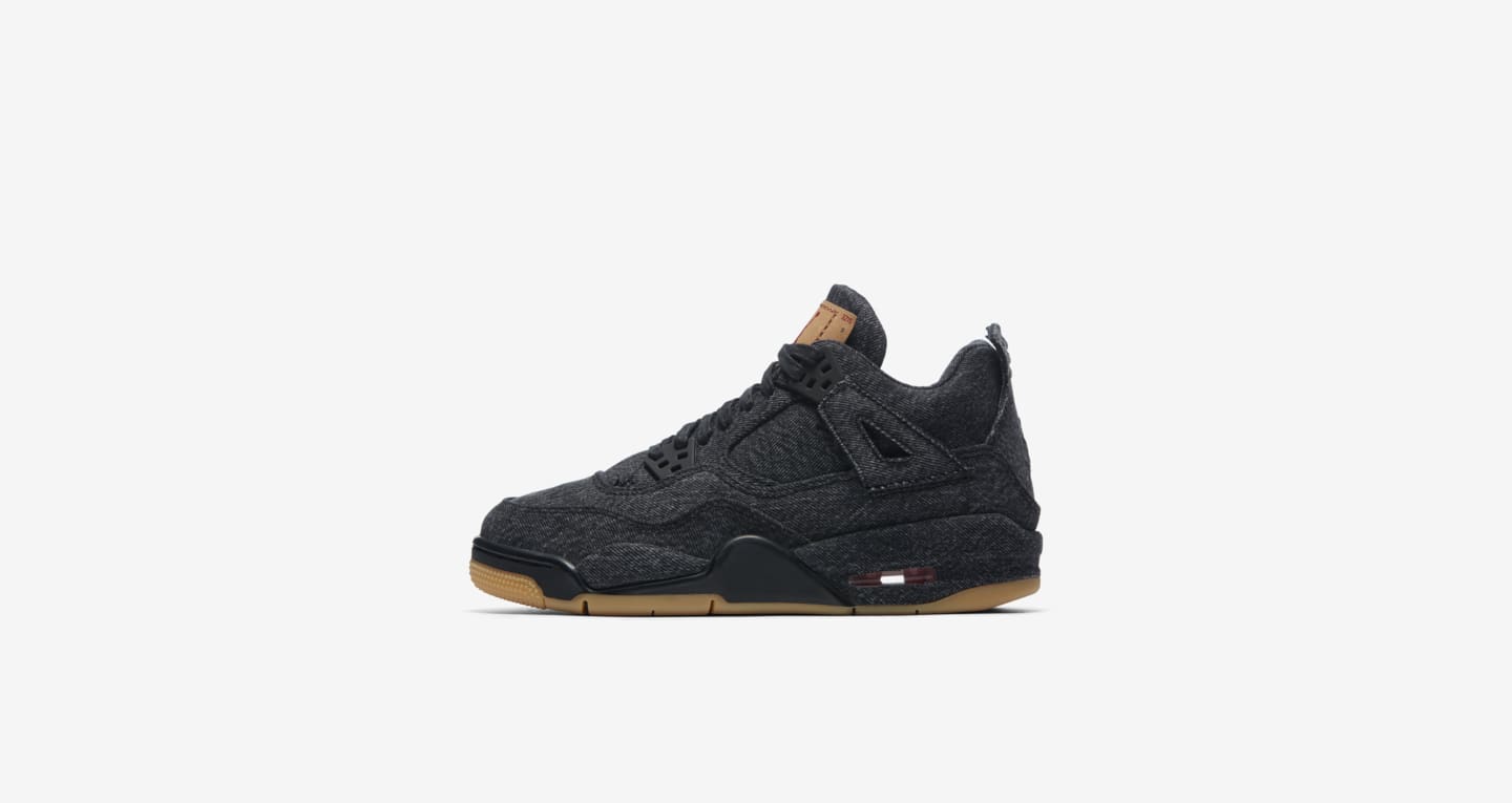 levis black jordan 4