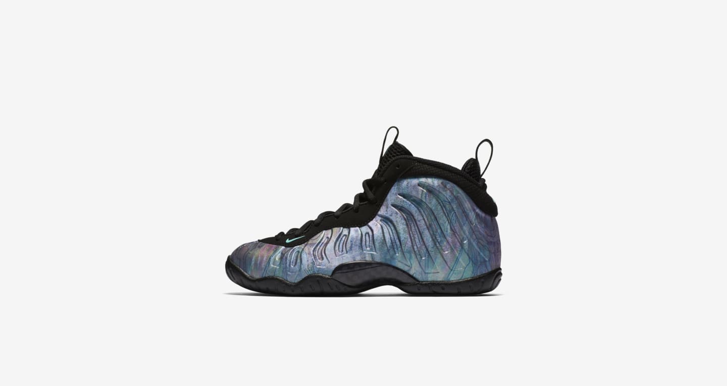 foamposite one aurora
