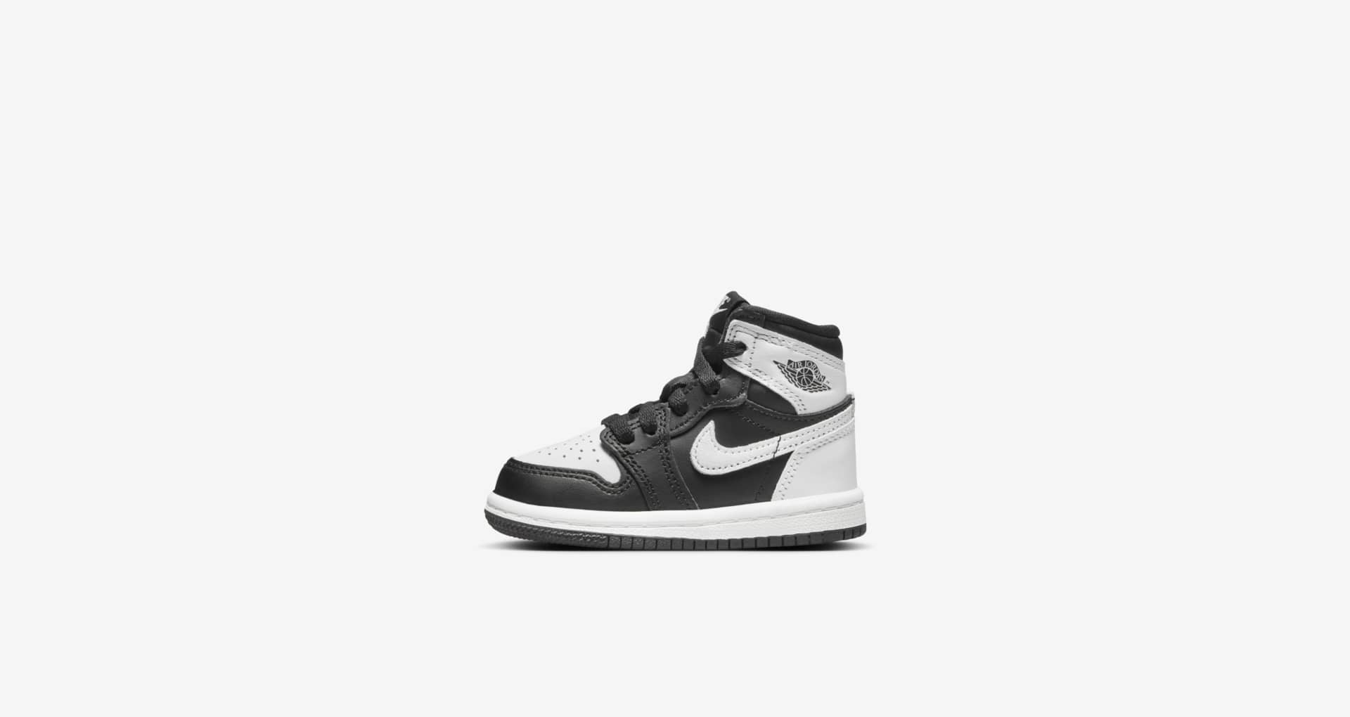 Air Jordan 1 High OG 'Black & White' (DZ5485-010) Release Date. Nike SNKRS