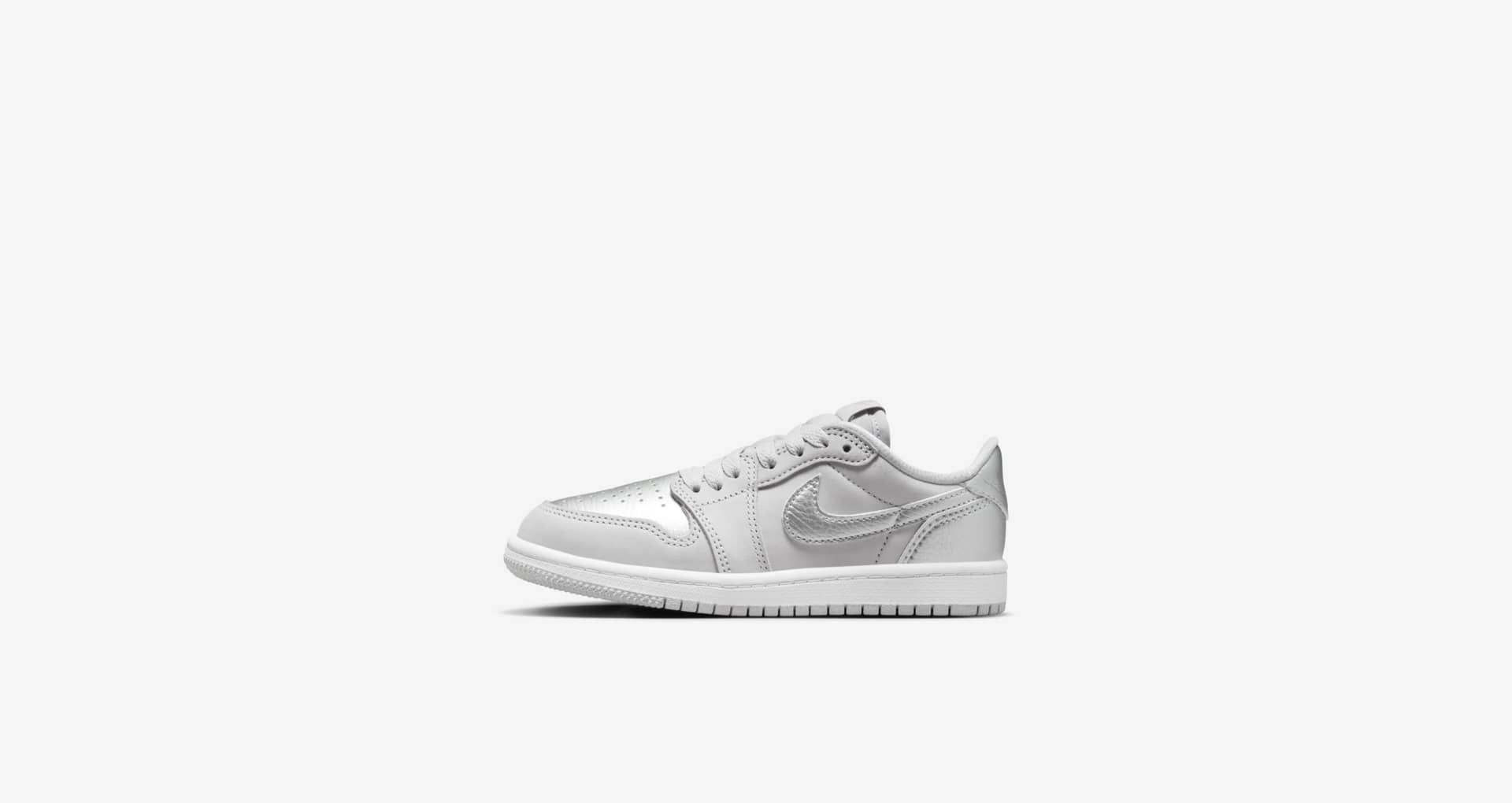 Air Jordan 1 Low 'Silver' (CZ0790-002) Release Date. Nike SNKRS CA