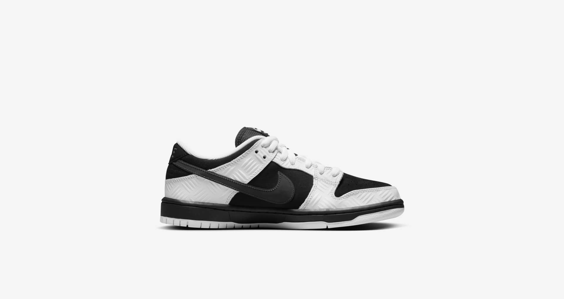 Nike SB TIGHTBOOTH